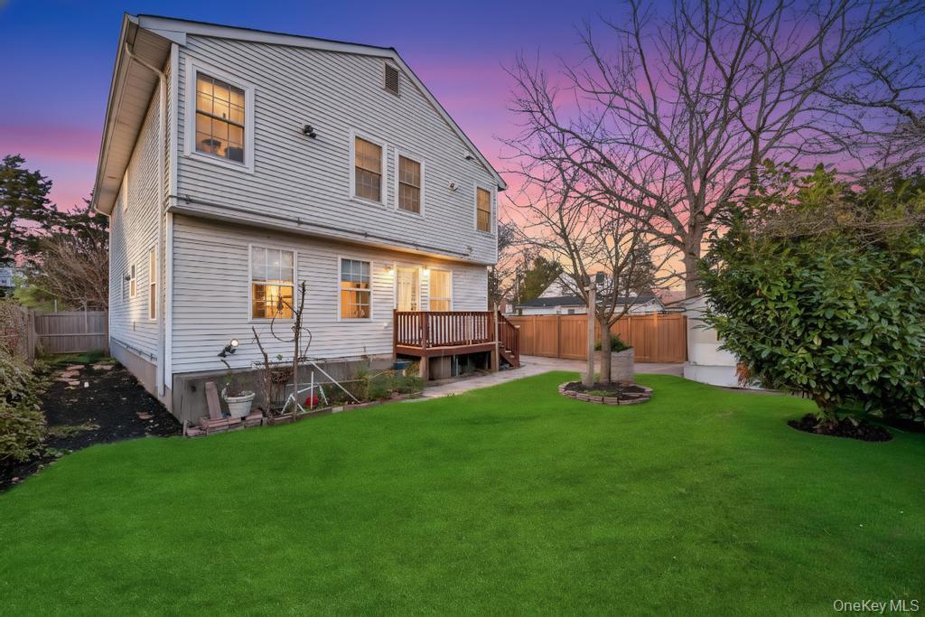 69 E 8th Street, Huntington Station, NY 11746