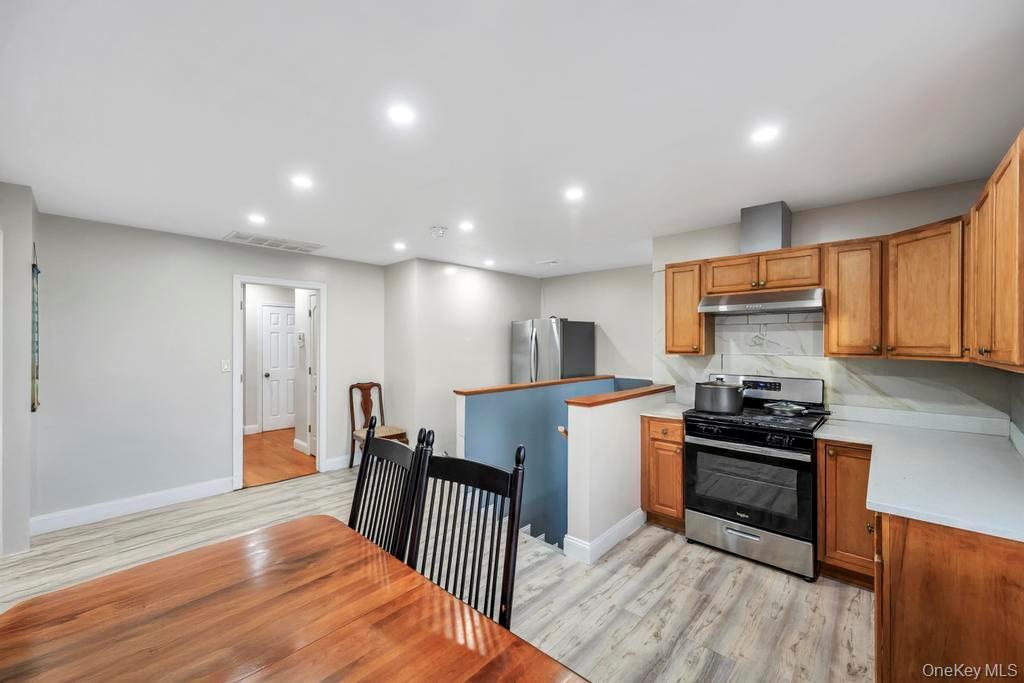 69 E 8th Street, Huntington Station, NY 11746