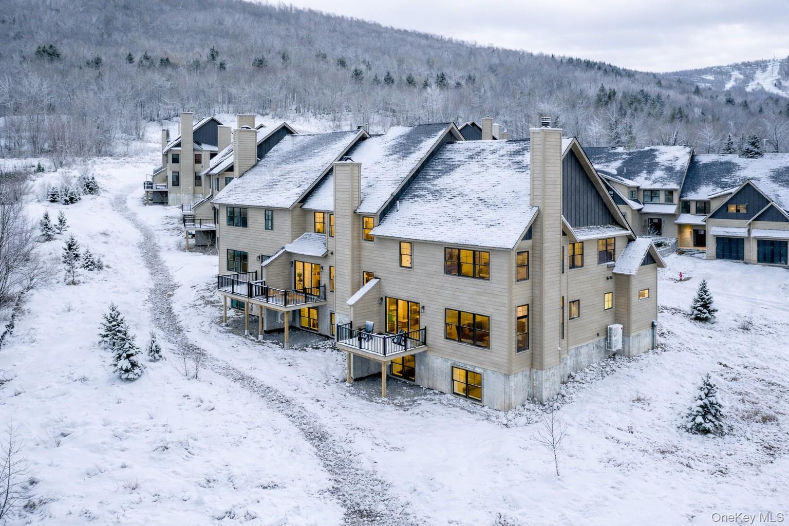 10 Stonewall Lane, Windham, NY 12496