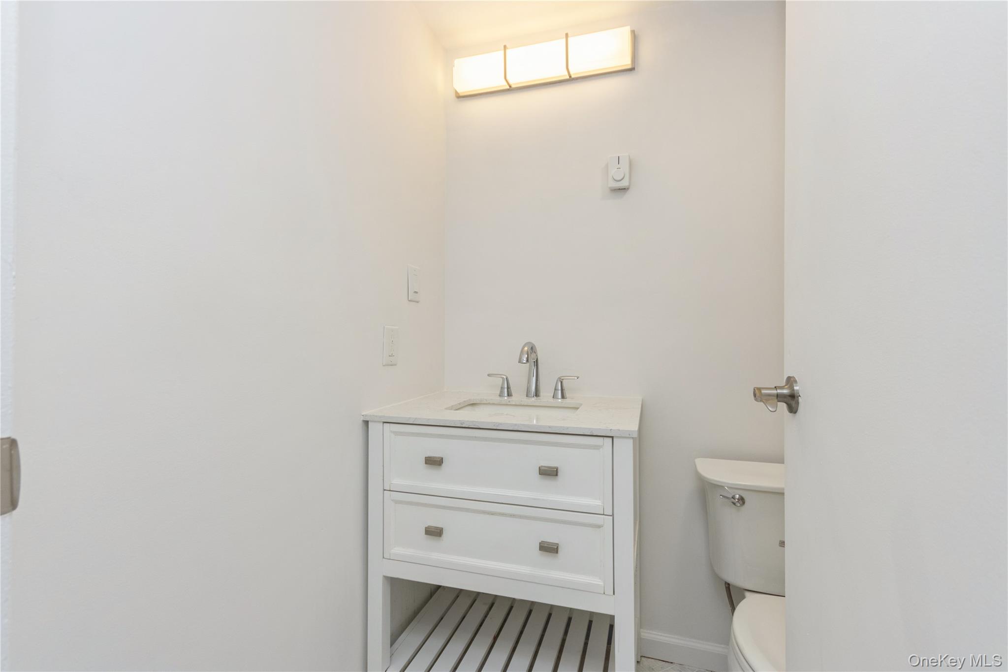 20 Lake Road, Mahopac, NY 10541