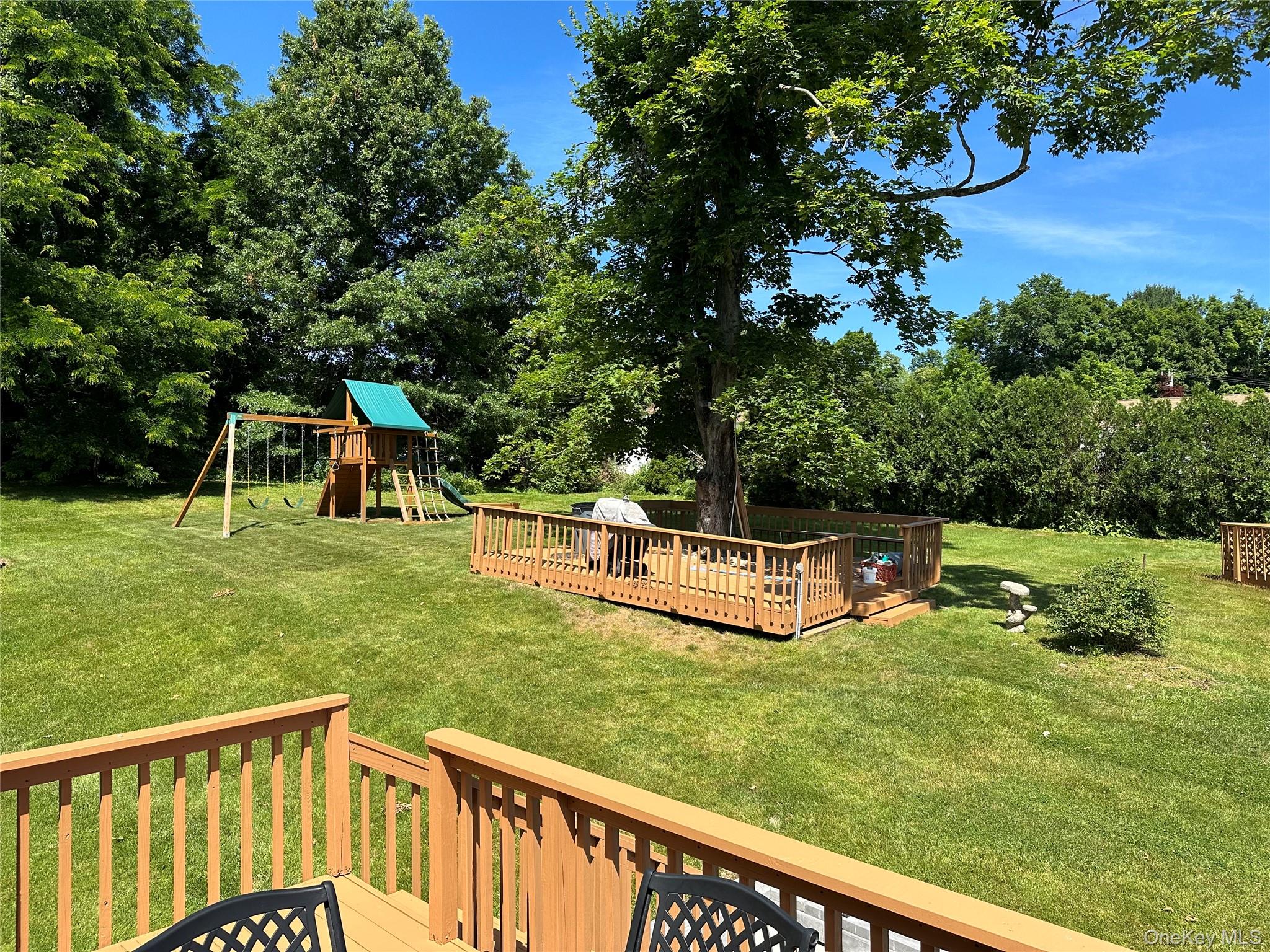 20 Lake Road, Mahopac, NY 10541