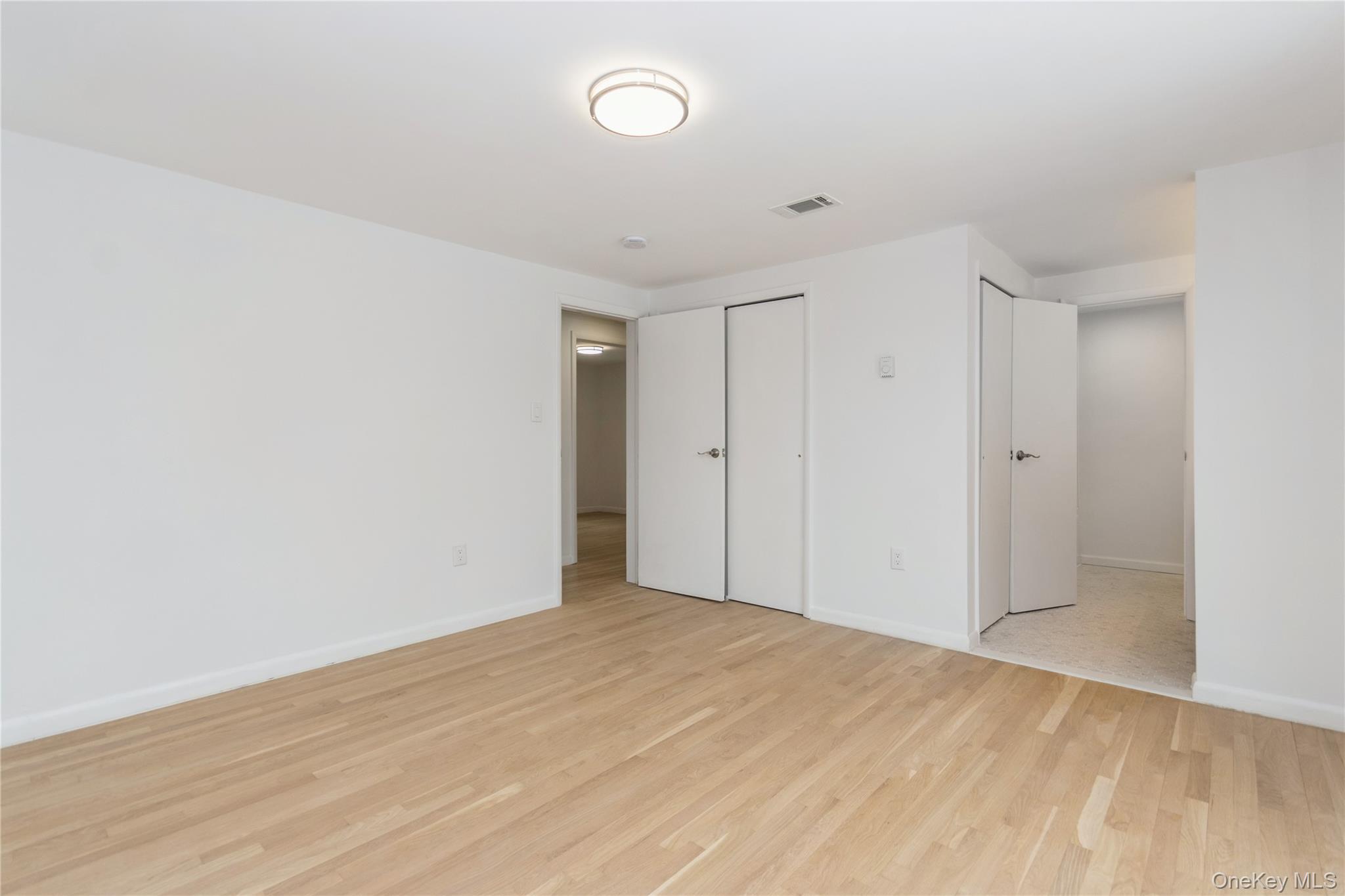 20 Lake Road, Mahopac, NY 10541