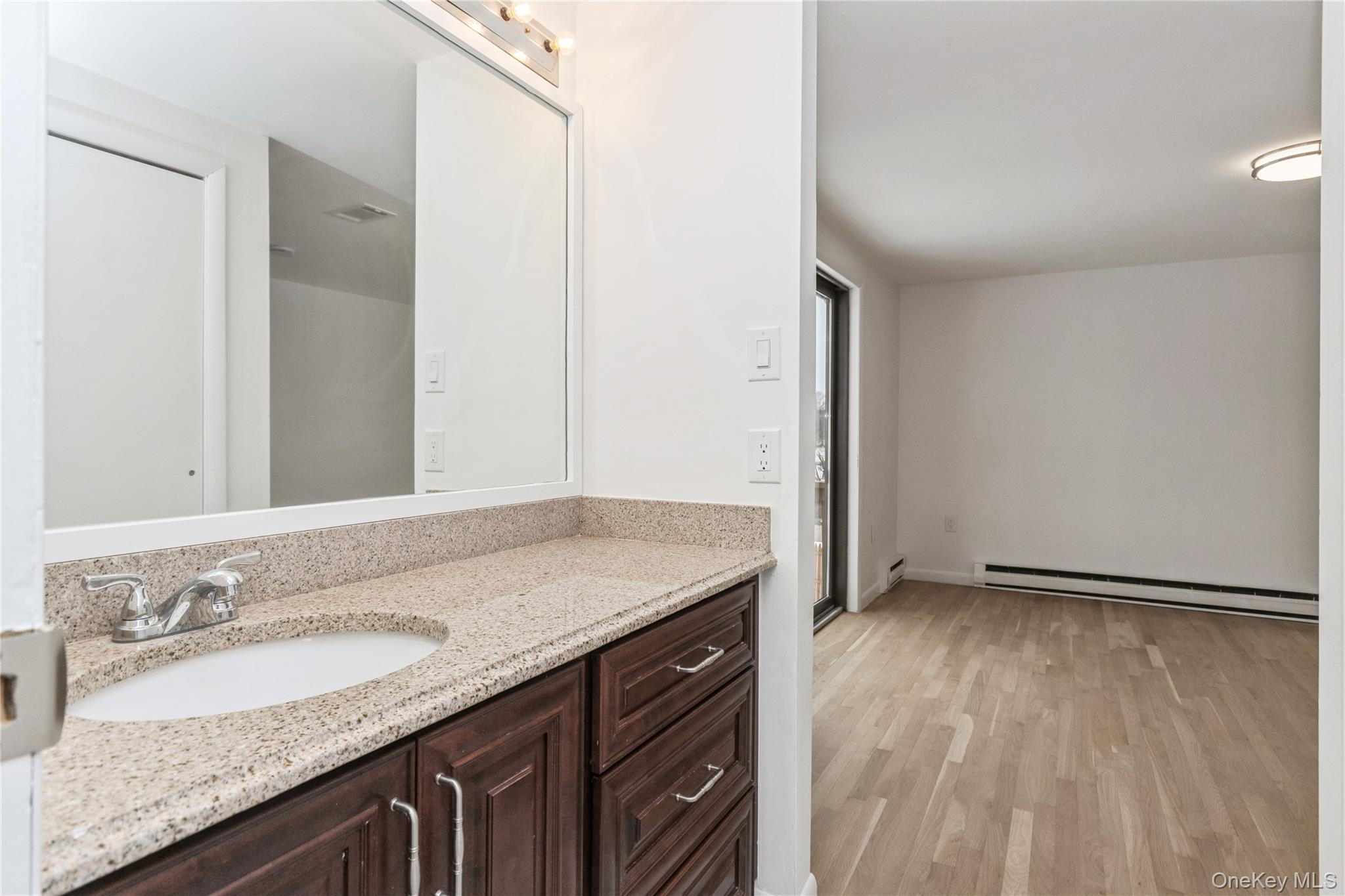 20 Lake Road, Mahopac, NY 10541