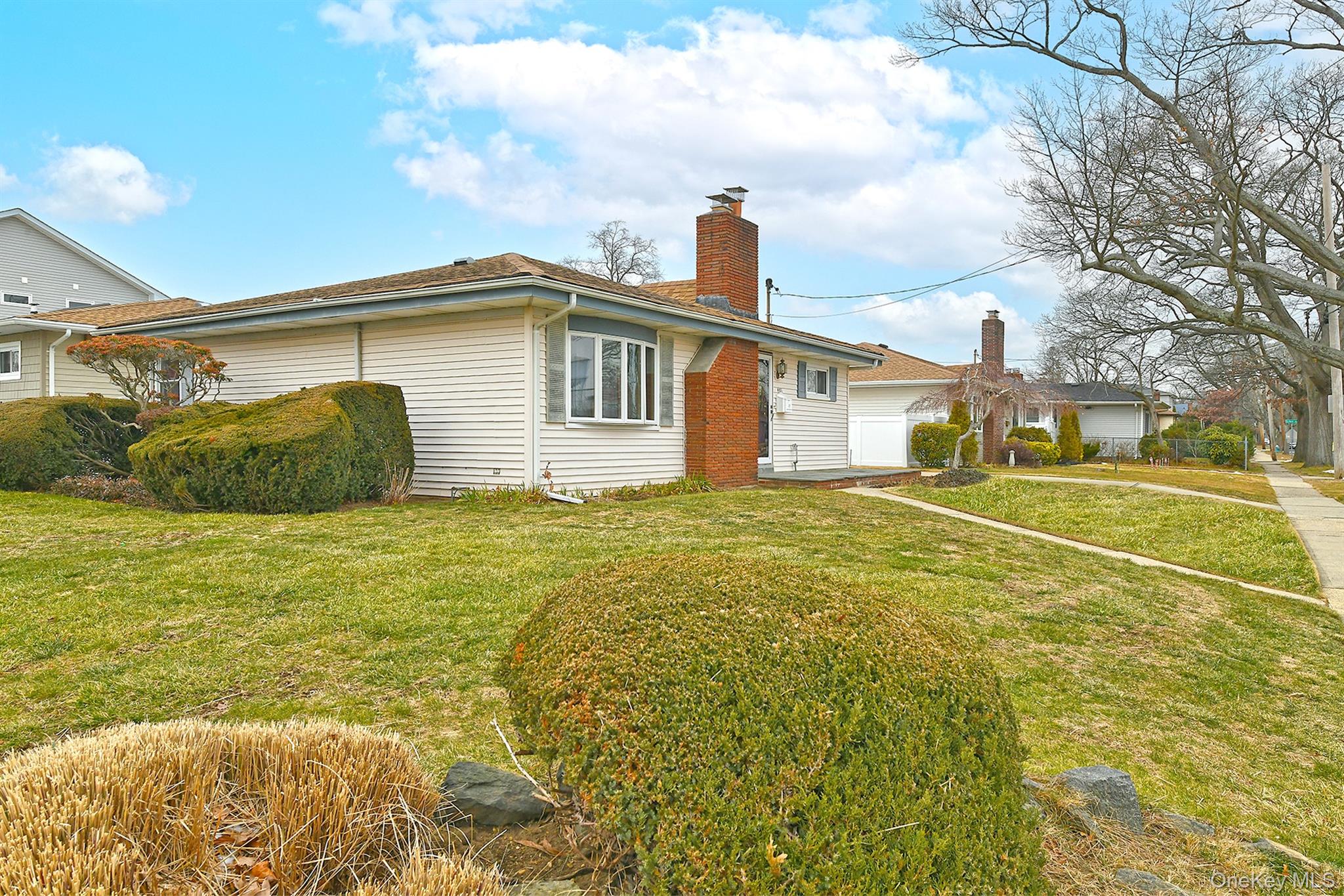 481 Leonard Boulevard, New Hyde Park, NY 11040