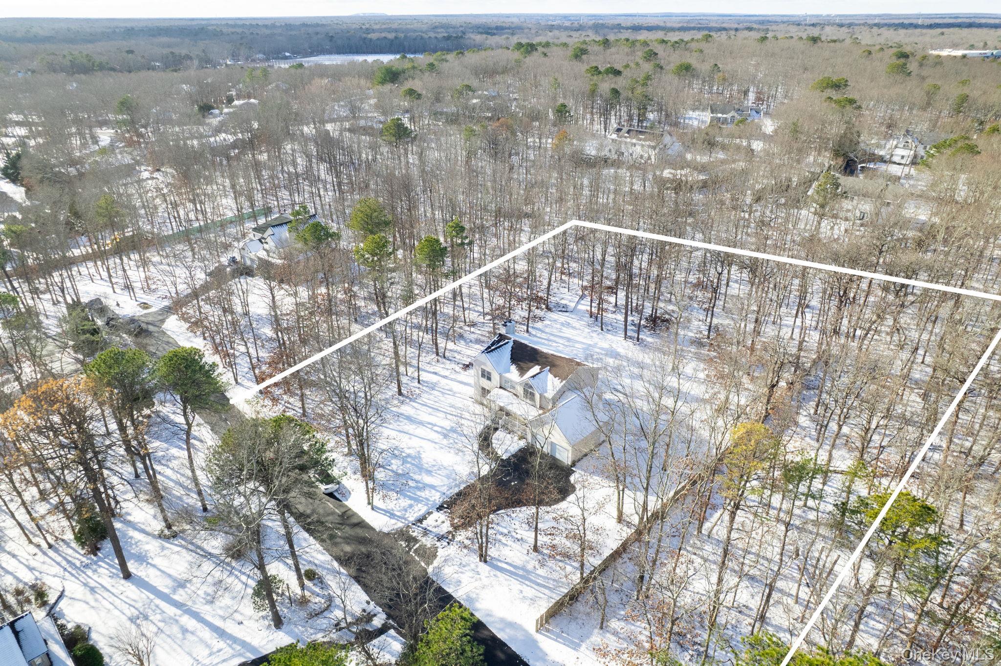 400 Eastport Manor Road, Manorville, NY 11949