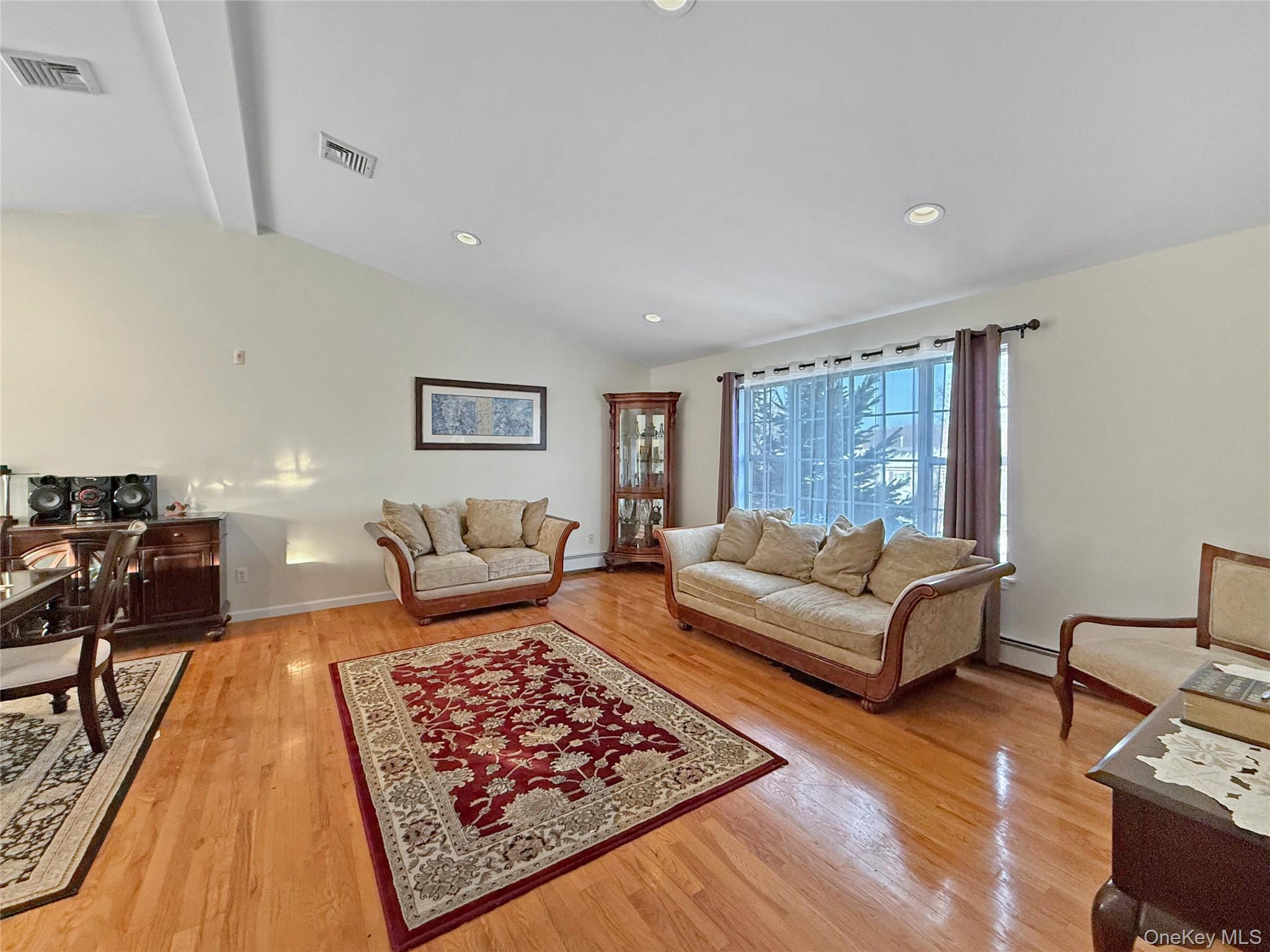 22 Sharon Drive, Middletown, NY 10941