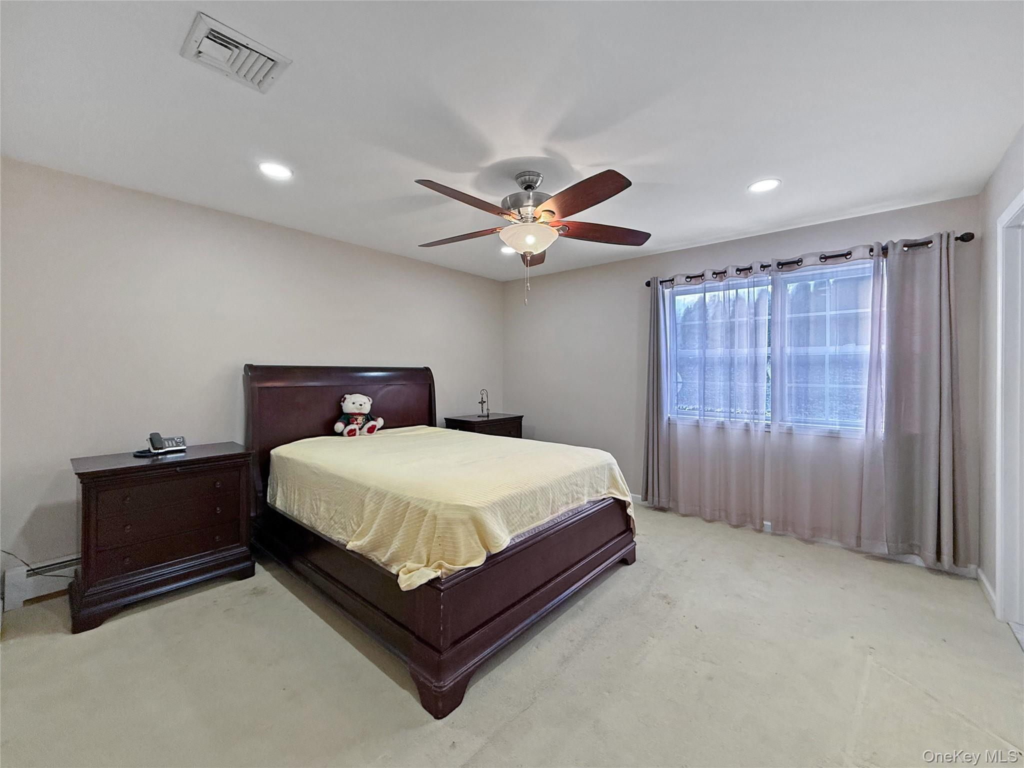 22 Sharon Drive, Middletown, NY 10941