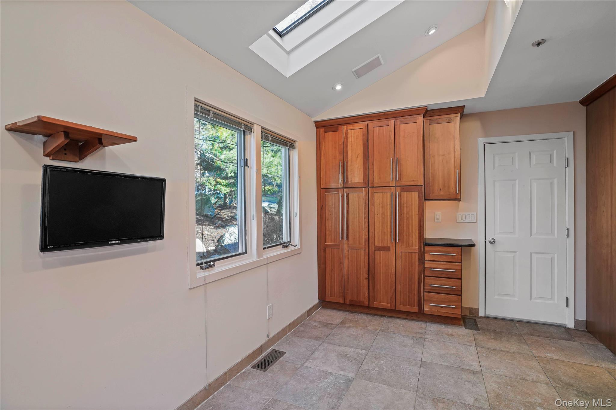 208 Boulder Ridge Road, Scarsdale, NY 10583