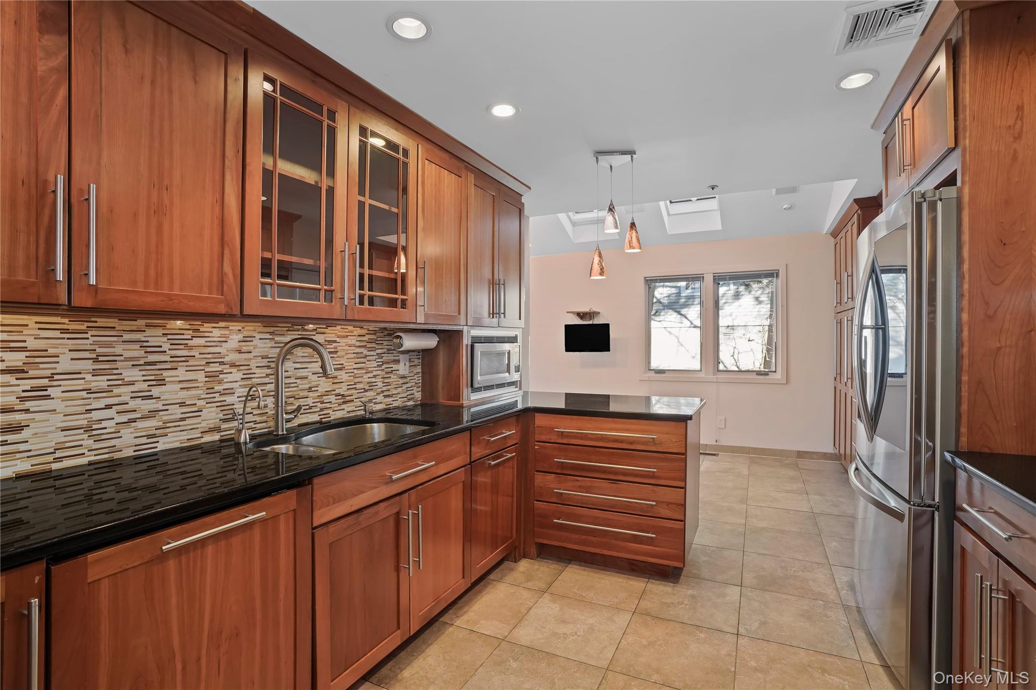 208 Boulder Ridge Road, Scarsdale, NY 10583