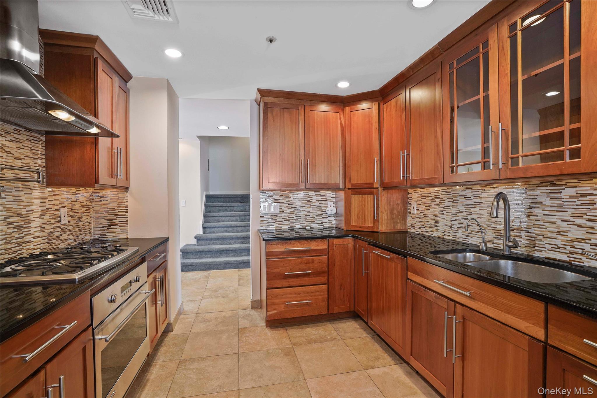 208 Boulder Ridge Road, Scarsdale, NY 10583