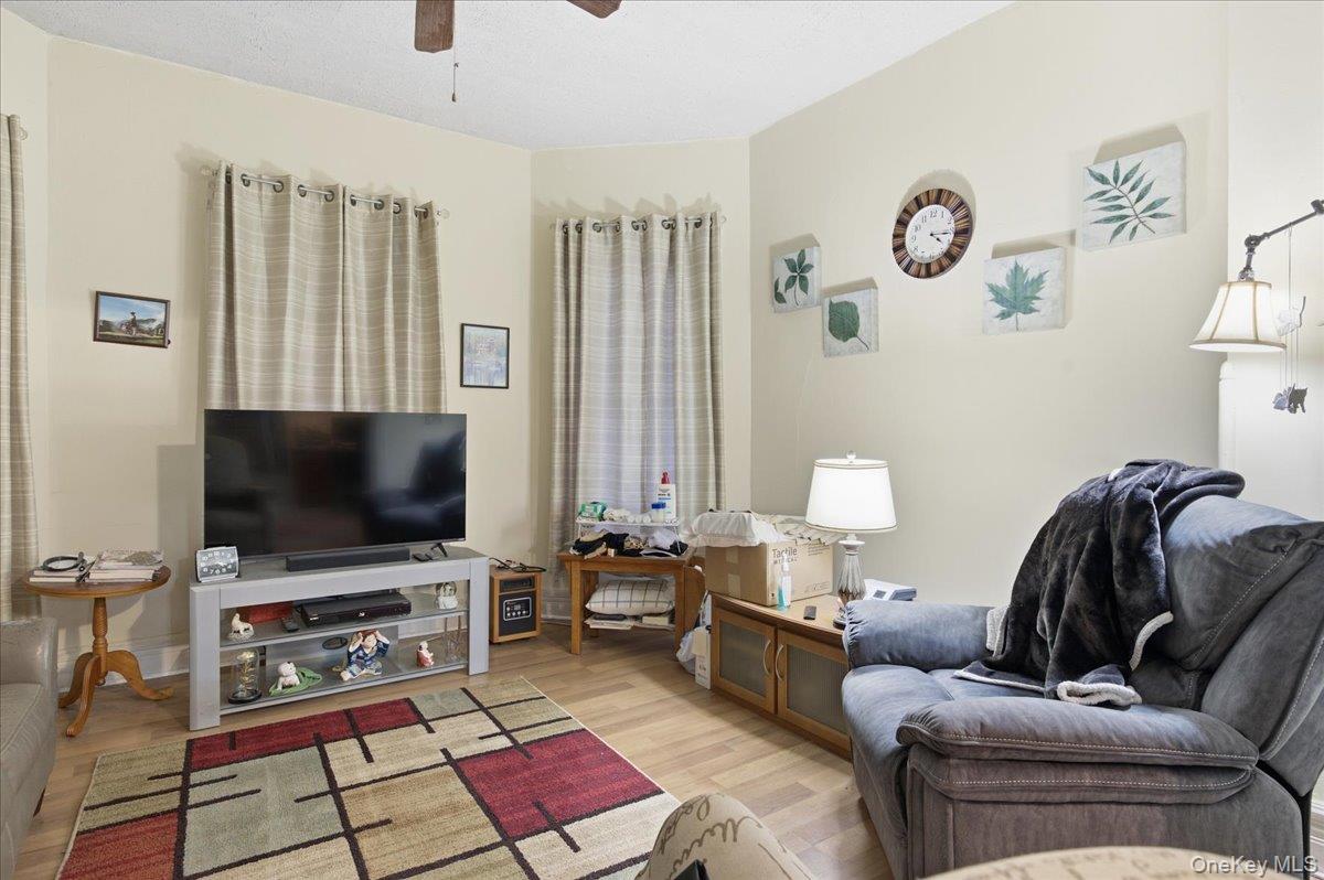 37 Summit Avenue, Catskill, NY 12414