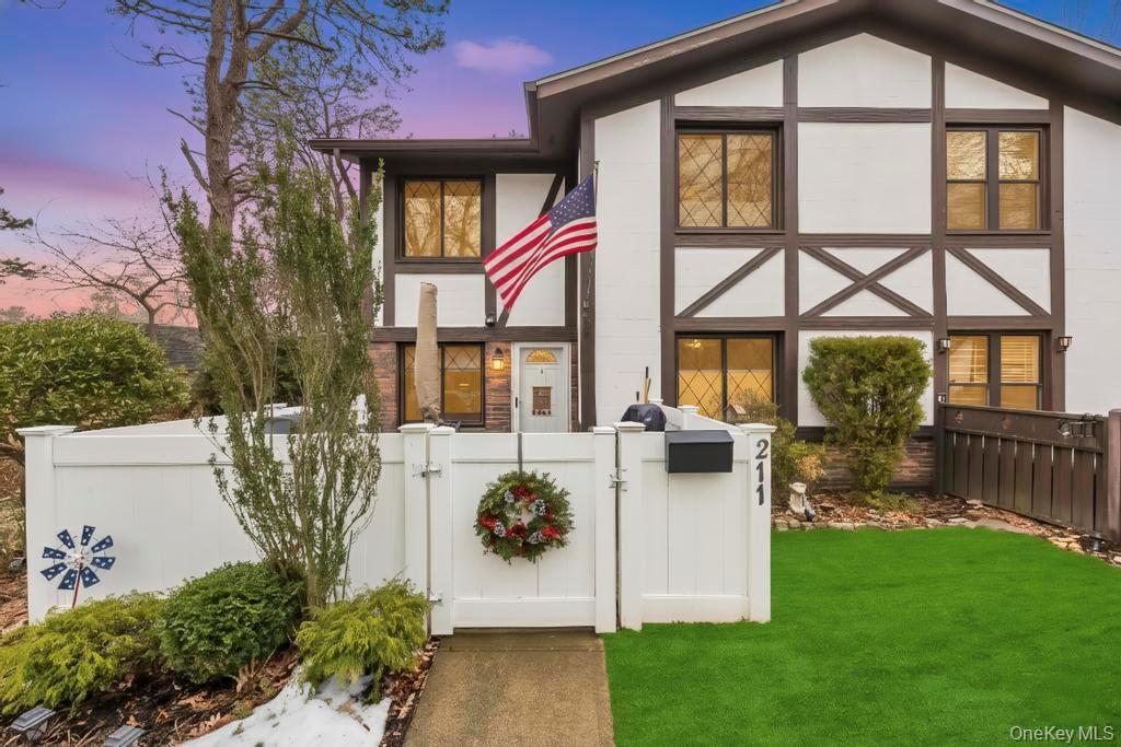 211 Birchwood Road, Medford, NY 11763