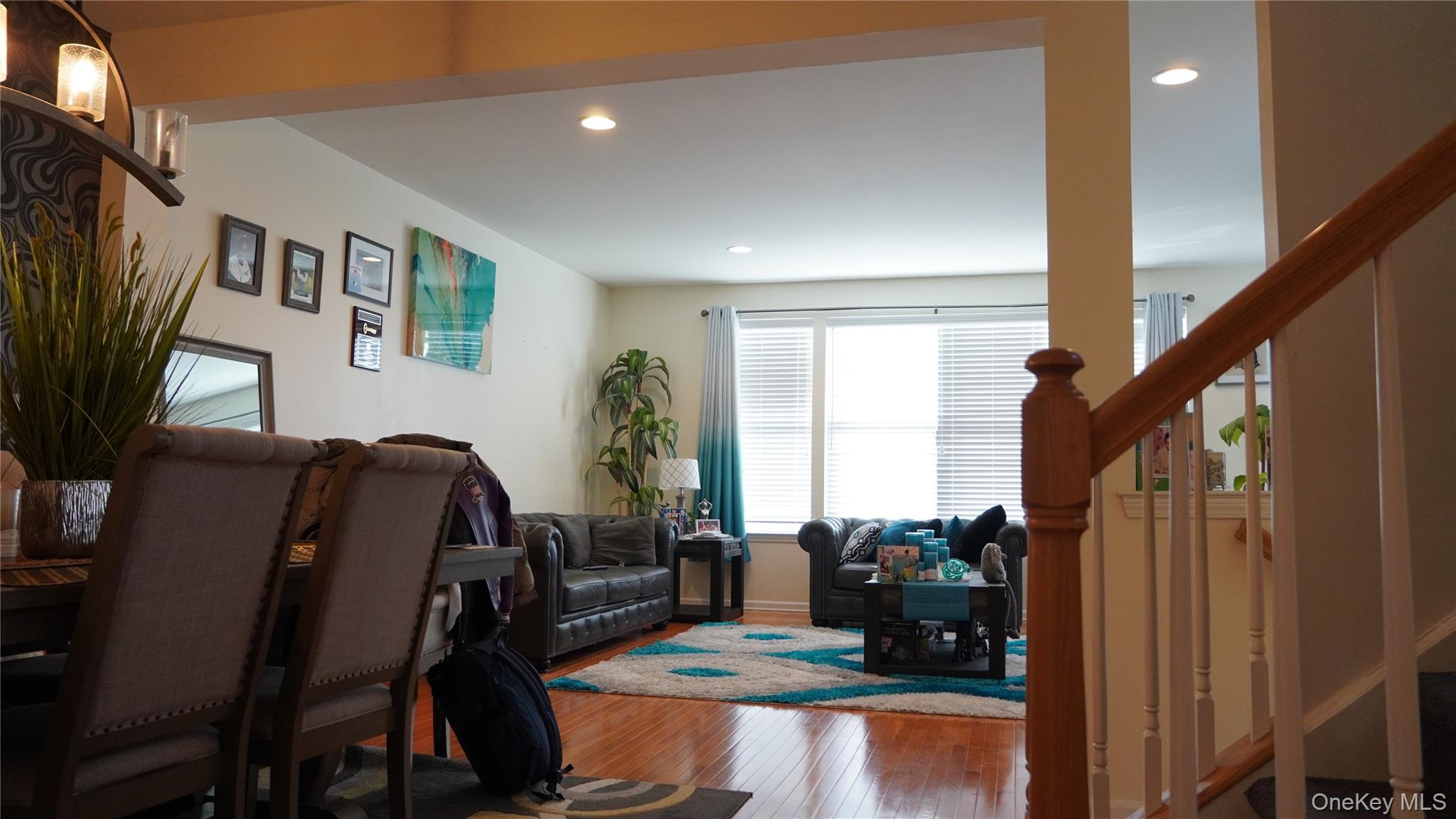 1402 Hawthorn Way, New Windsor, NY 12553