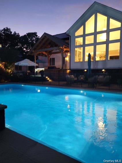 15 Carter Road, Hampton Bays, NY 11946