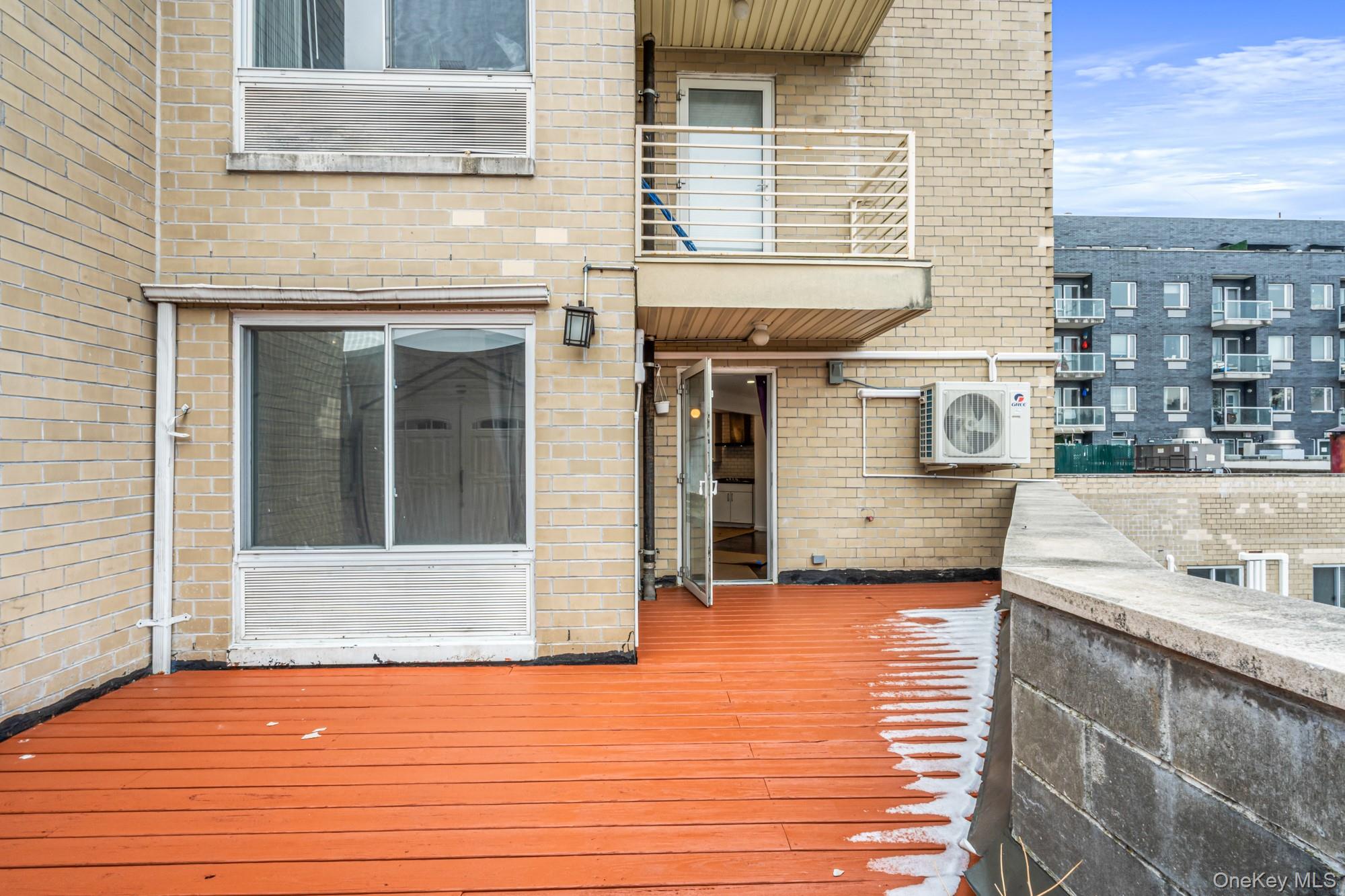 8115 Queens Boulevard # 3A, Elmhurst, NY 11373