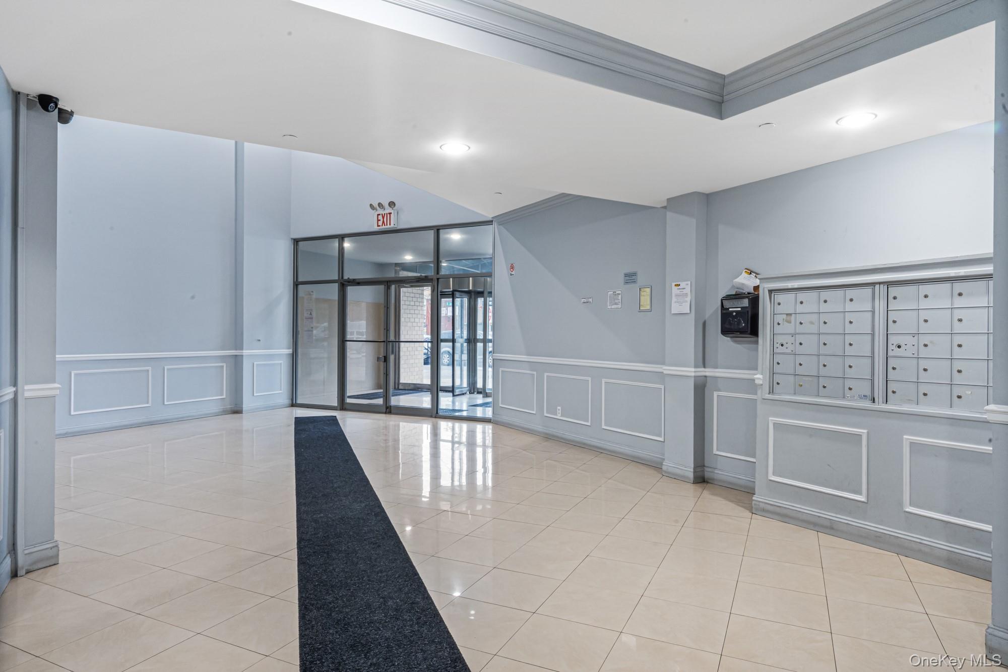 8115 Queens Boulevard # 3A, Elmhurst, NY 11373