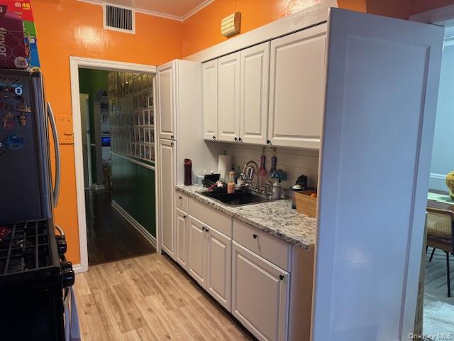 14411 75th Avenue, Flushing, NY 11367