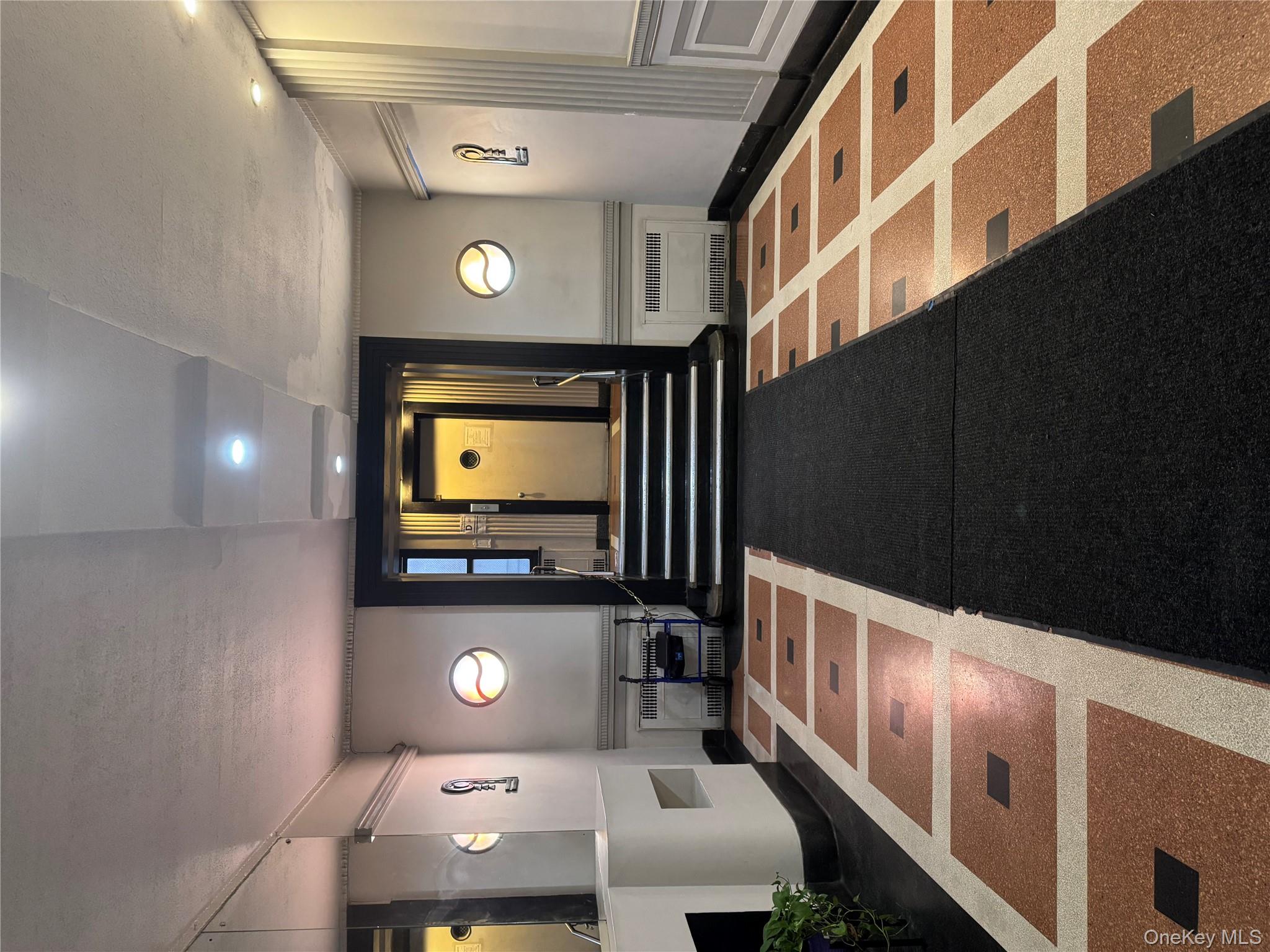 4018 Hampton Street # 5G, Elmhurst, NY 11373