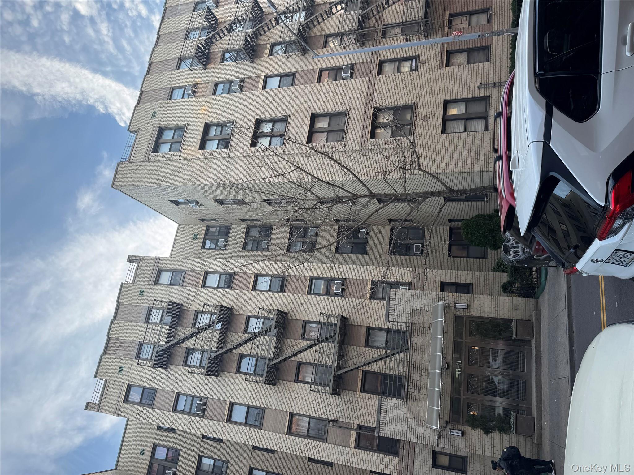 4018 Hampton Street # 5G, Elmhurst, NY 11373