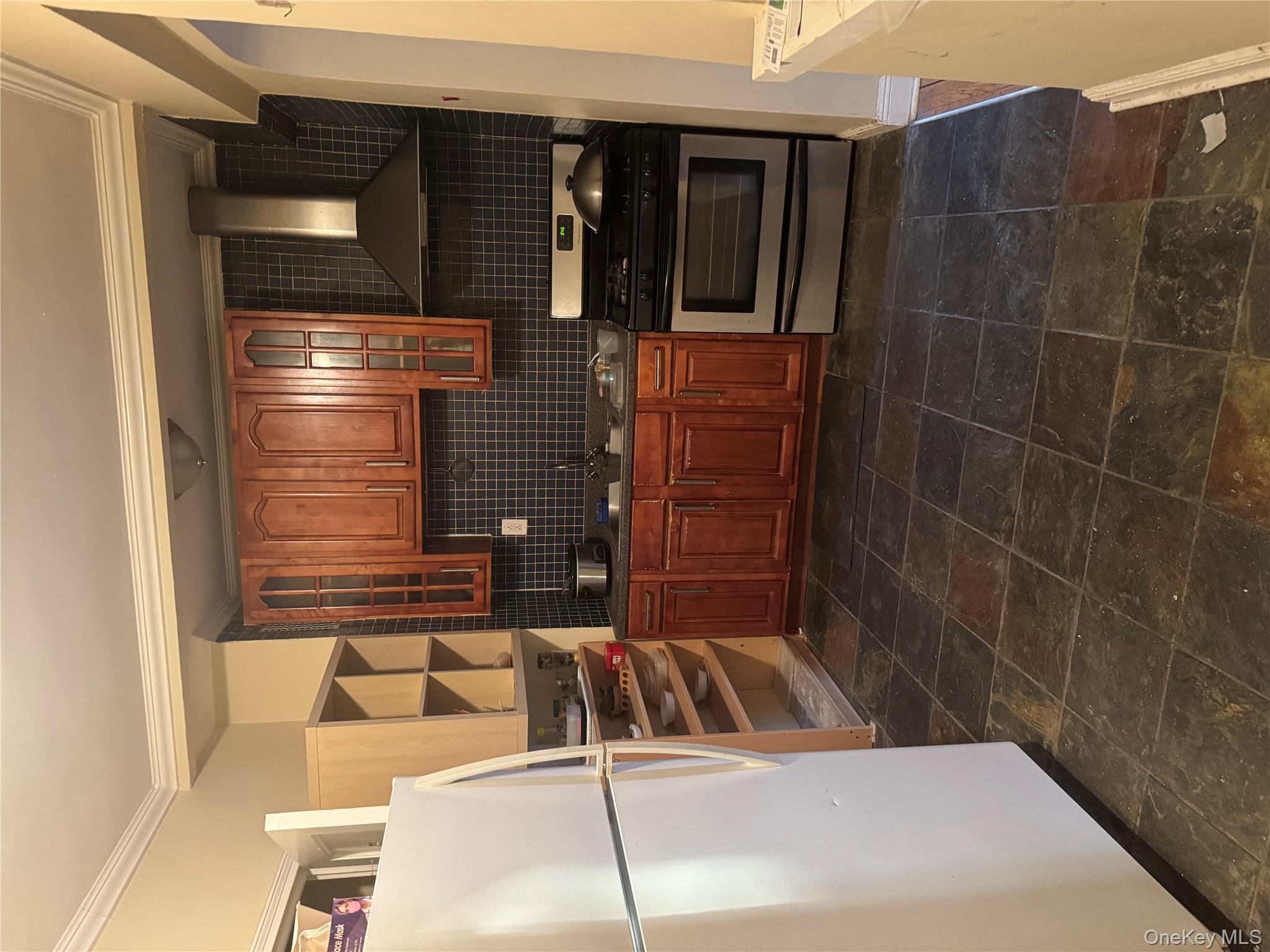 4018 Hampton Street # 5G, Elmhurst, NY 11373