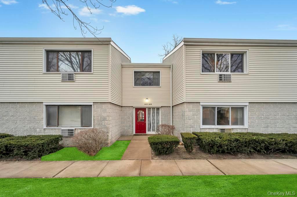 40 Richmond Boulevard # 3B, Ronkonkoma, NY 11779