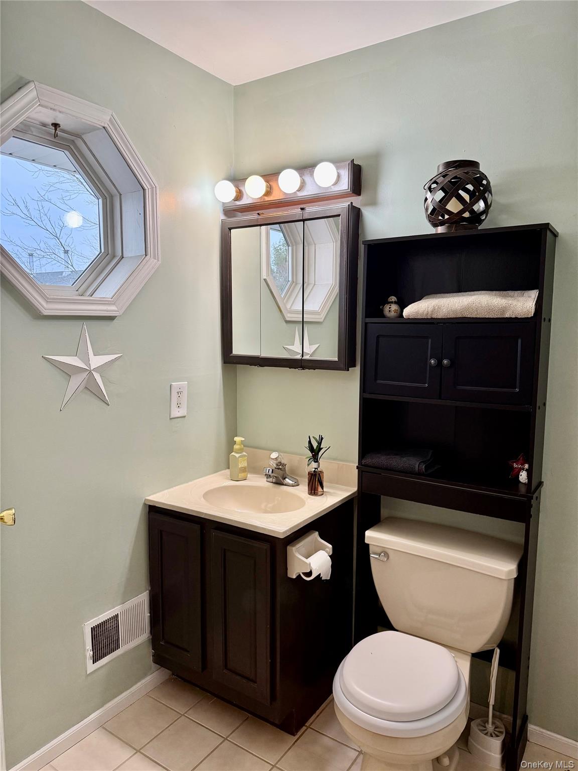 99 Boniface Drive # 7B, Pine Bush, NY 12566