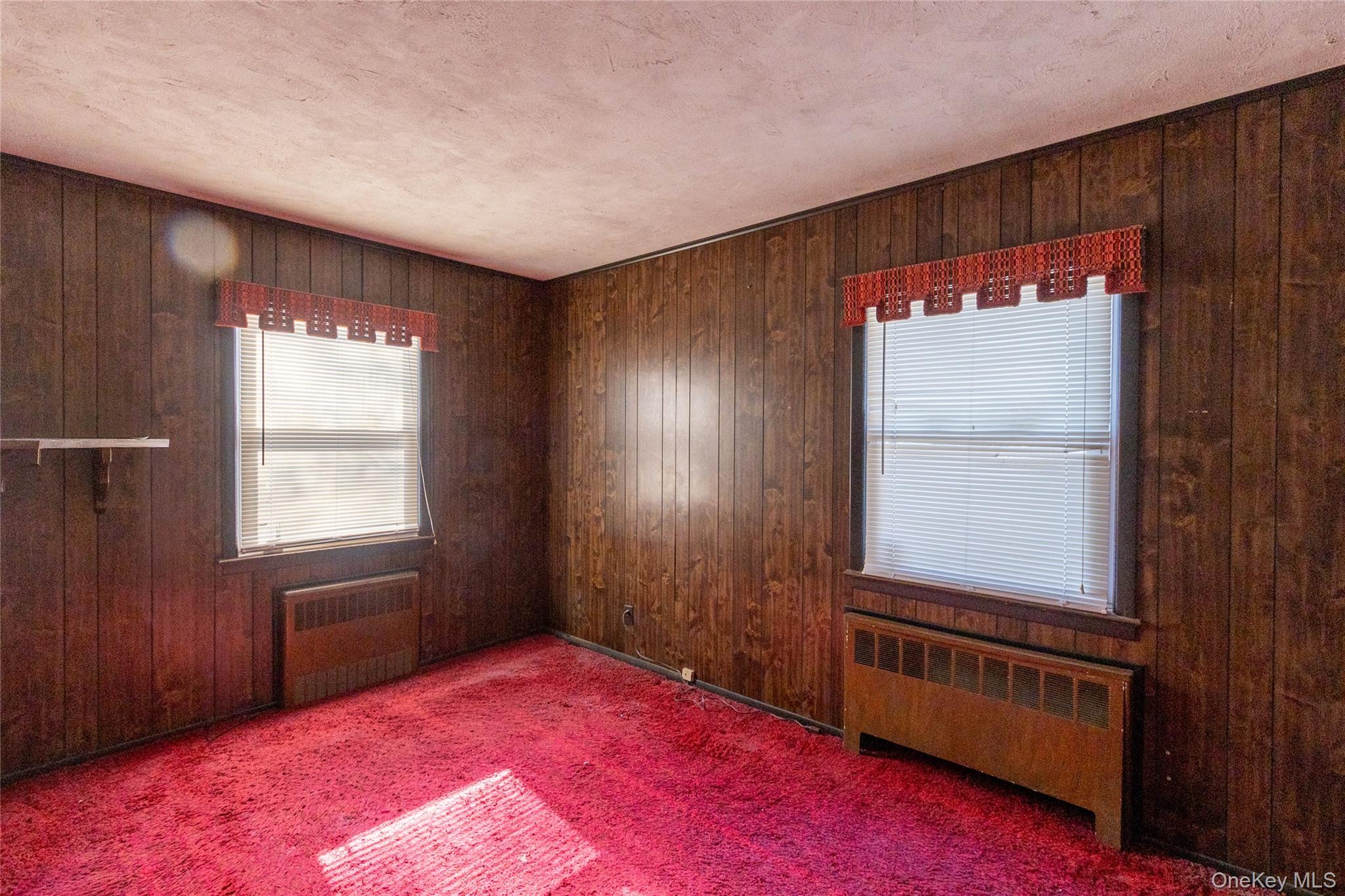 106 Powell Court, North Babylon, NY 11703