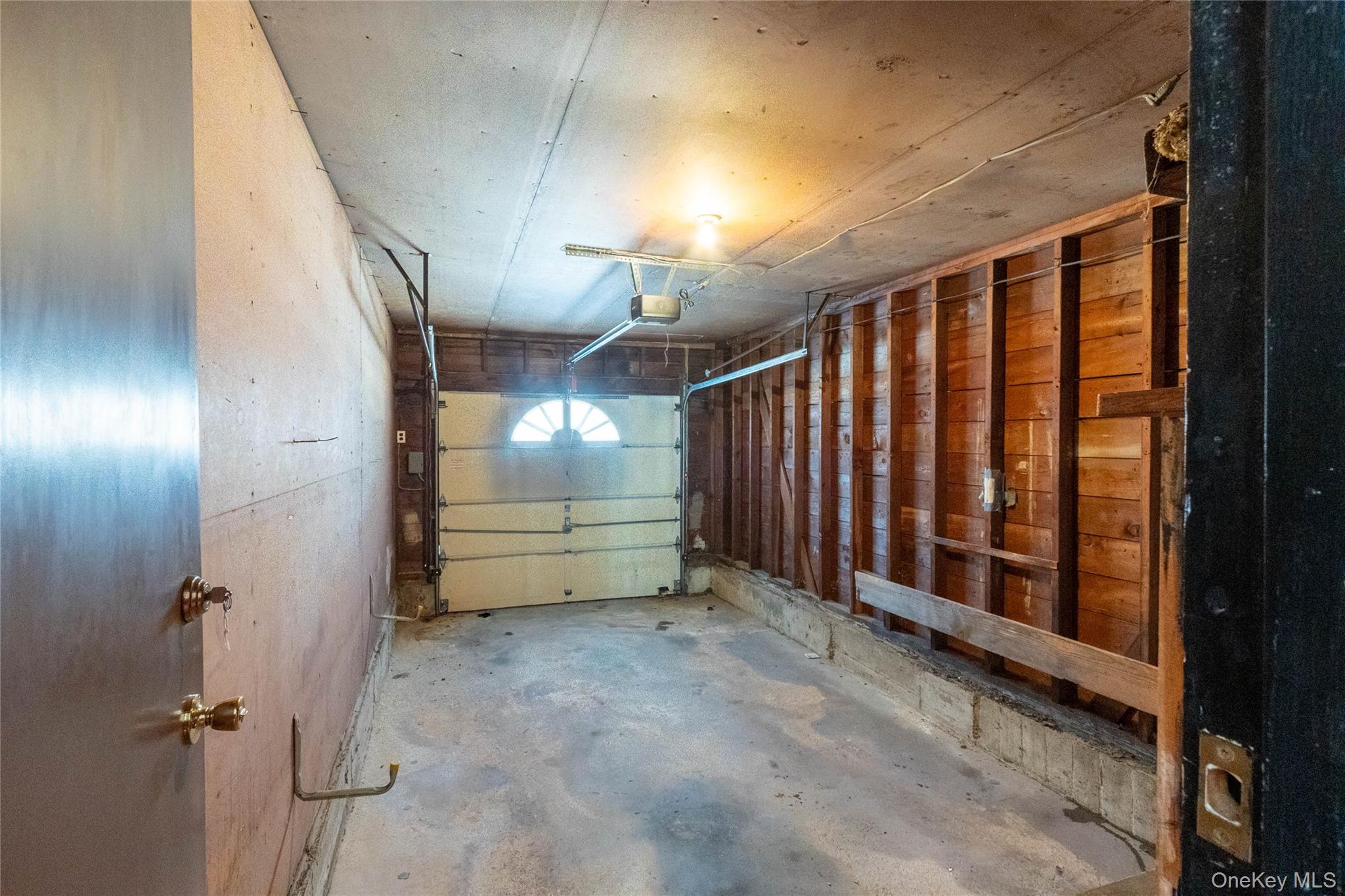 106 Powell Court, North Babylon, NY 11703