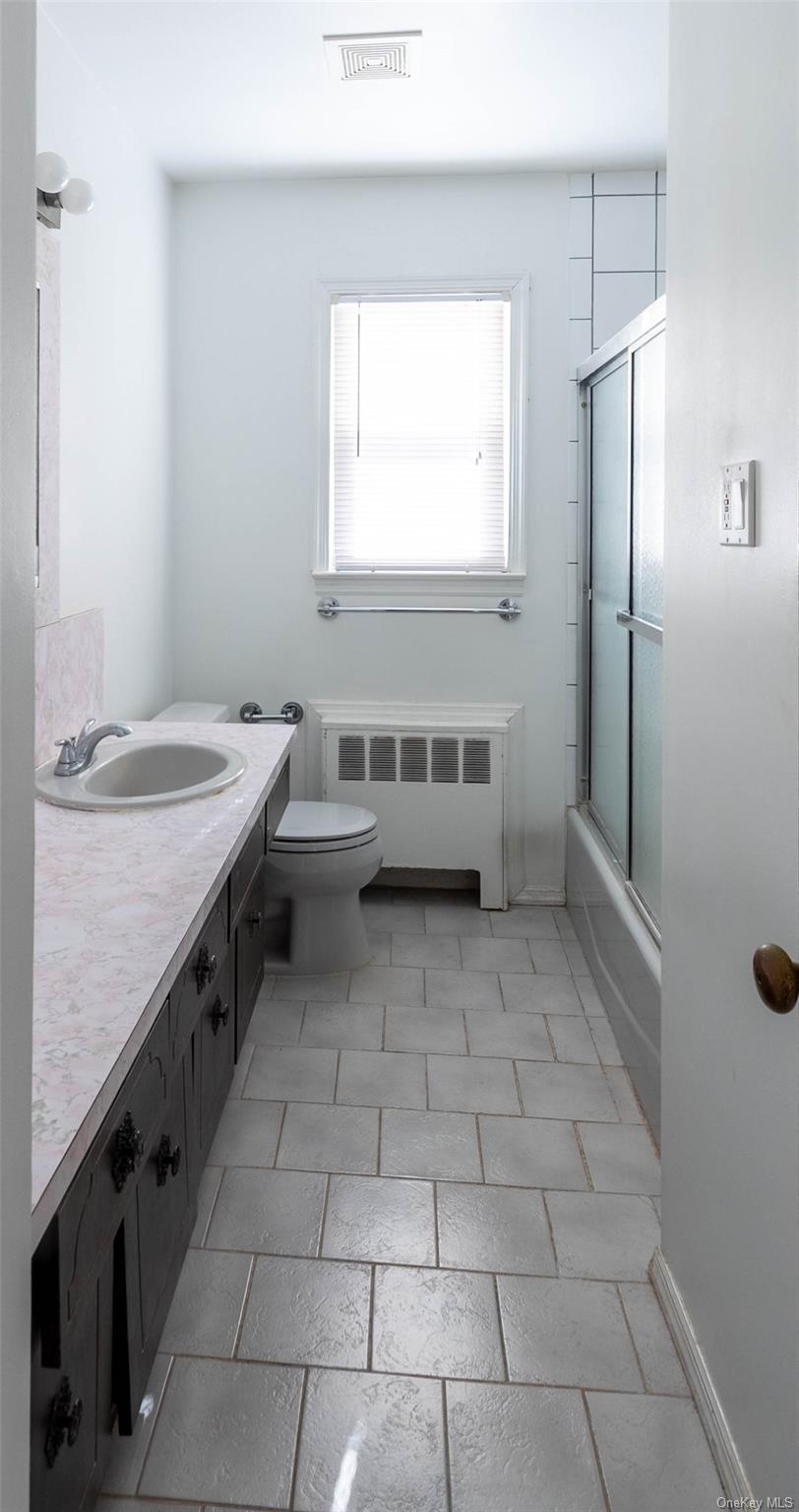 106 Powell Court, North Babylon, NY 11703