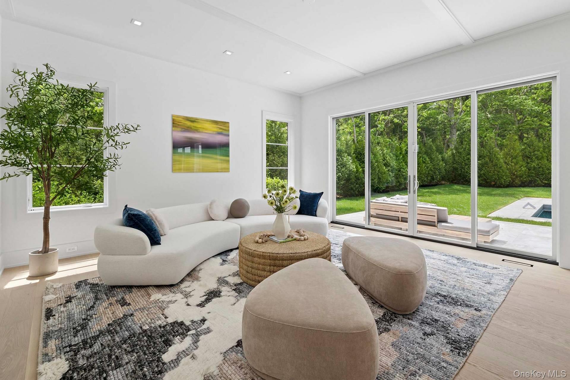 7 Lee Lane, Wainscott, NY 11975