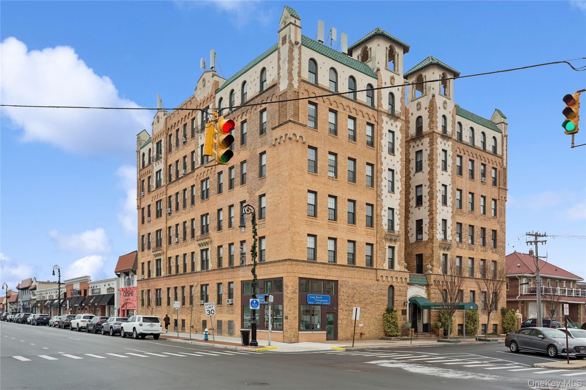 310 Riverside Boulevard # 1H, Long Beach, NY 11561