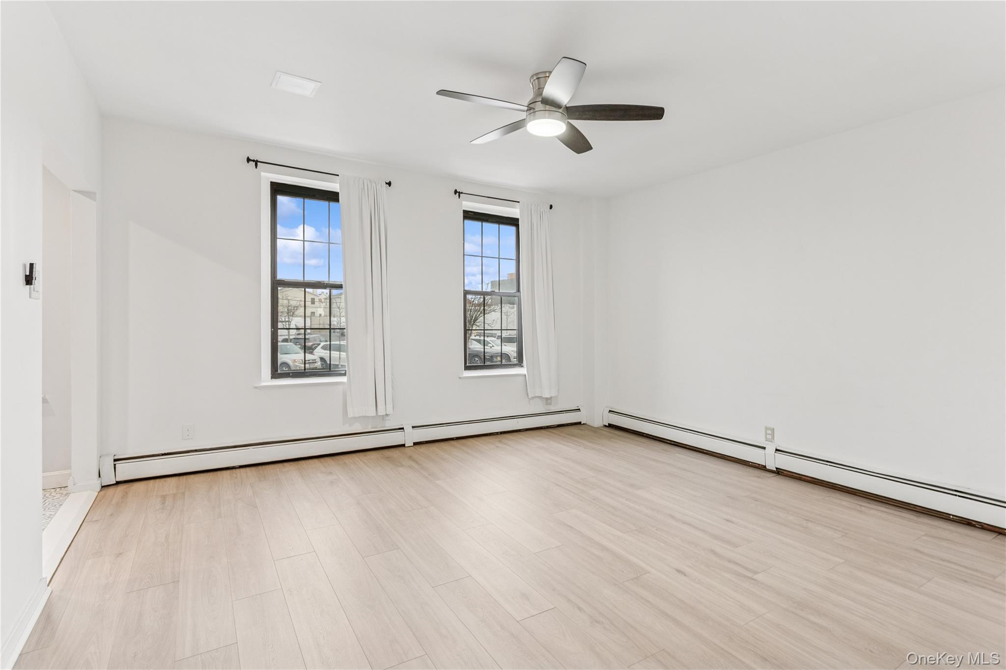 310 Riverside Boulevard # 1H, Long Beach, NY 11561