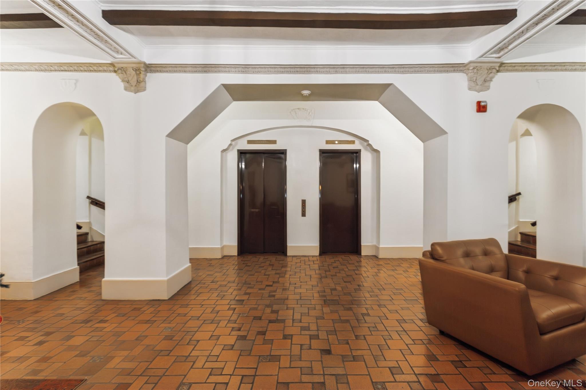 310 Riverside Boulevard # 1H, Long Beach, NY 11561