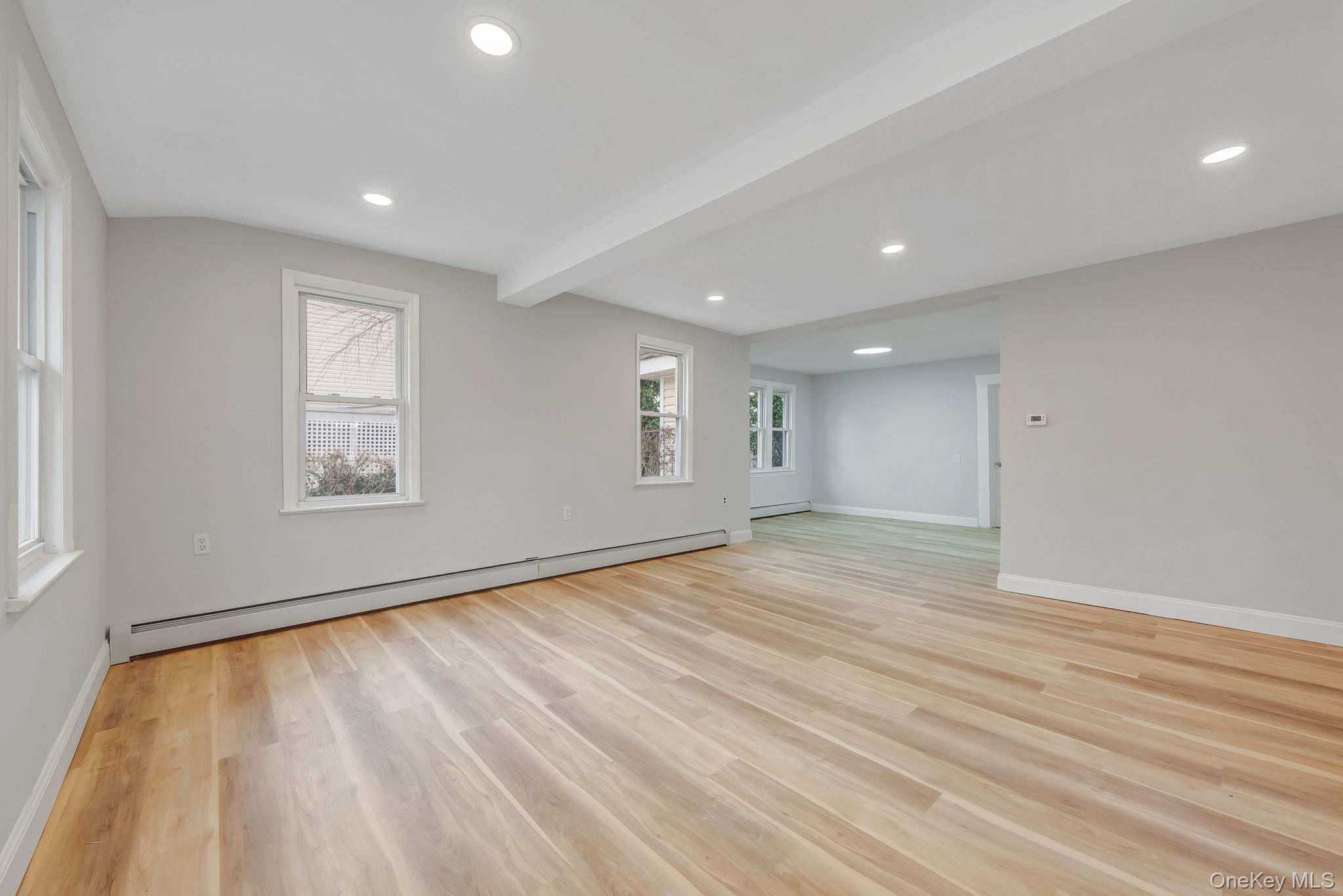 33 Willow Avenue, Freeport, NY 11520