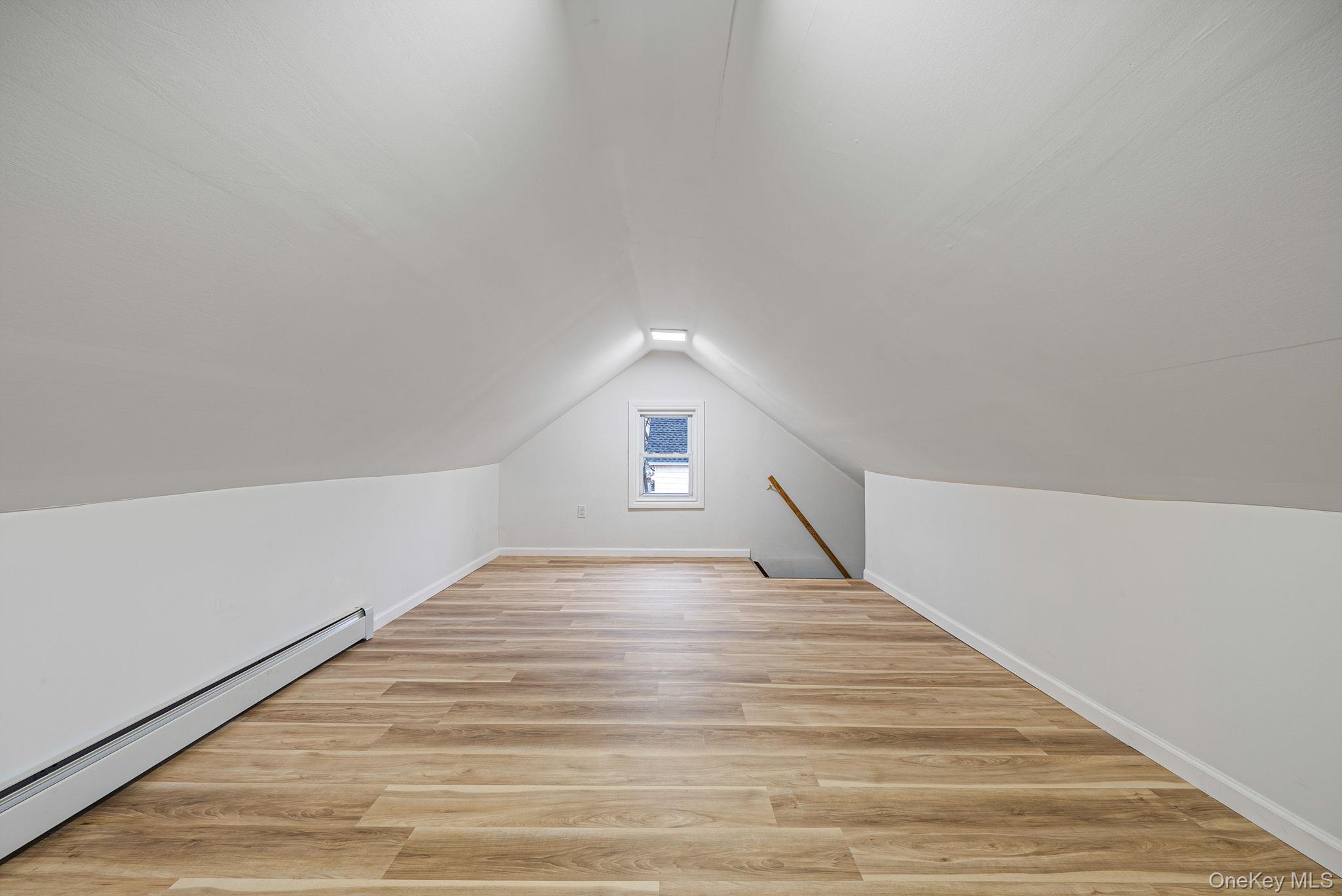 33 Willow Avenue, Freeport, NY 11520