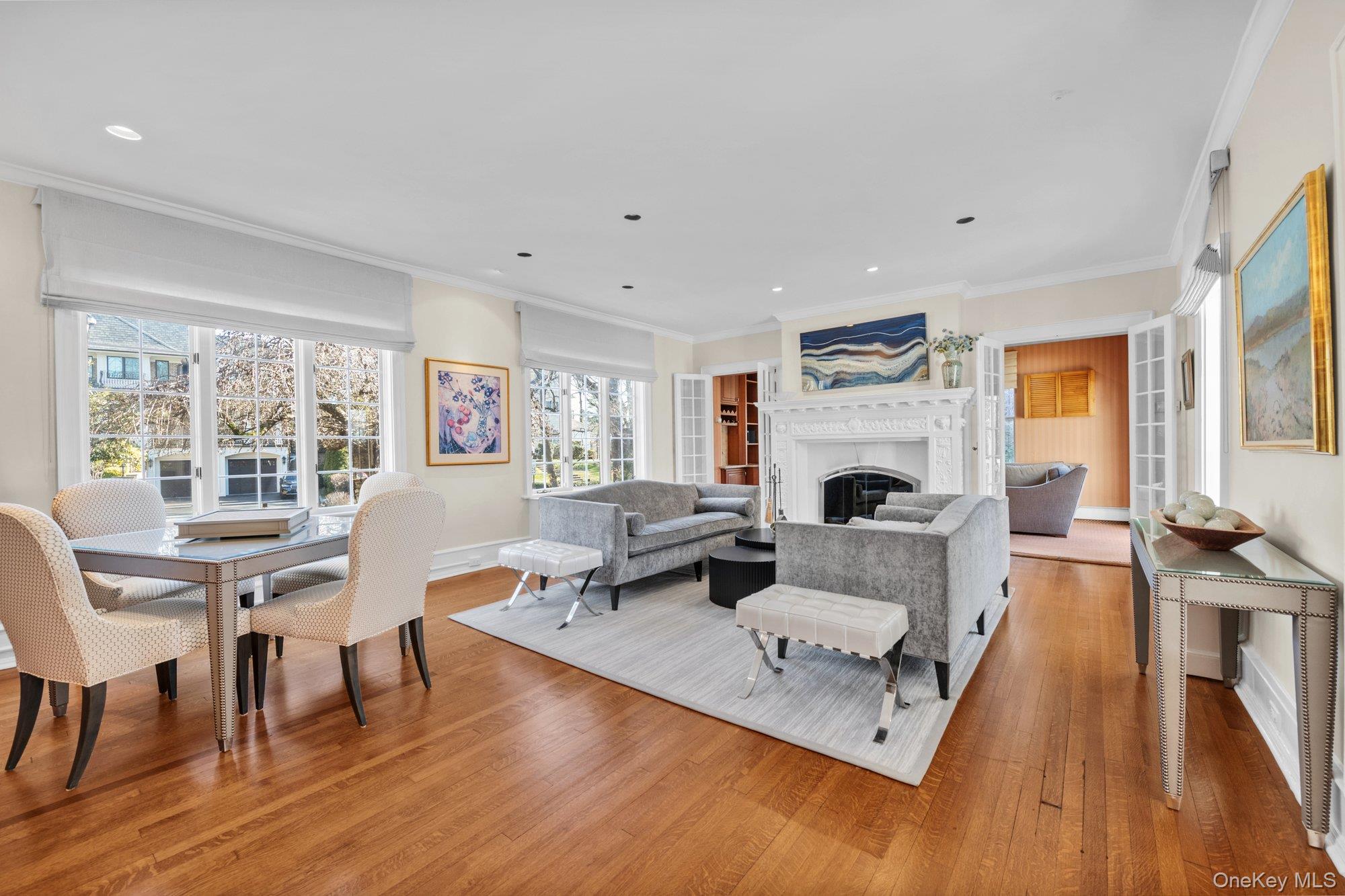 10 Clover Drive, Great Neck, NY 11021