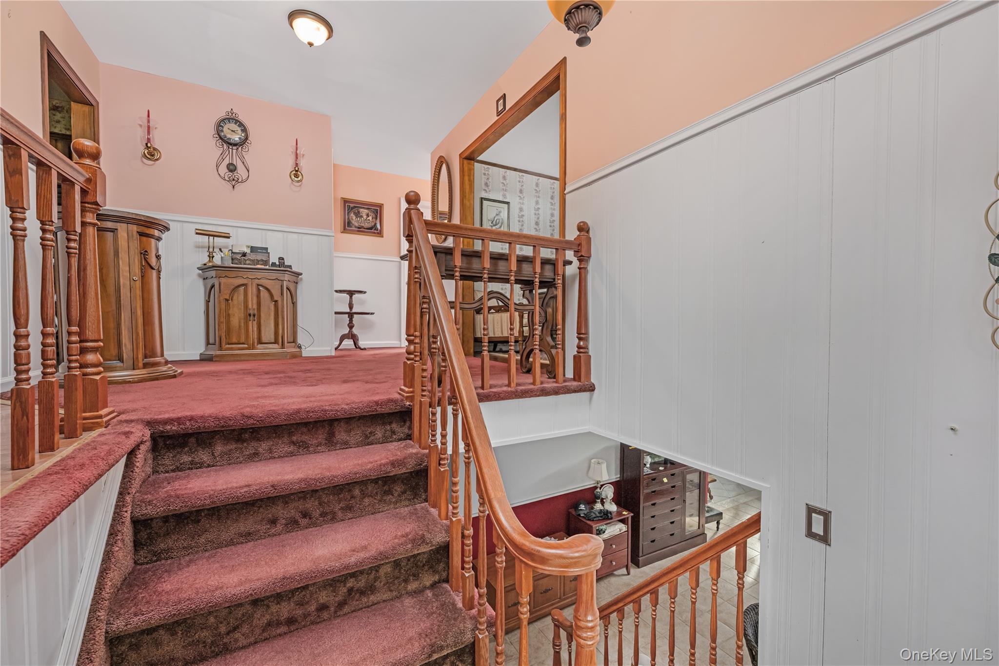 4 Danville Court, Greenlawn, NY 11740