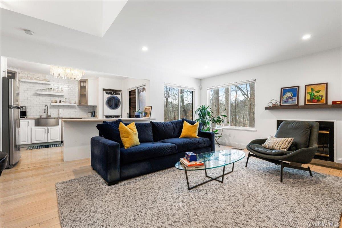 23 Waters Edge, Chappaqua, NY 10514