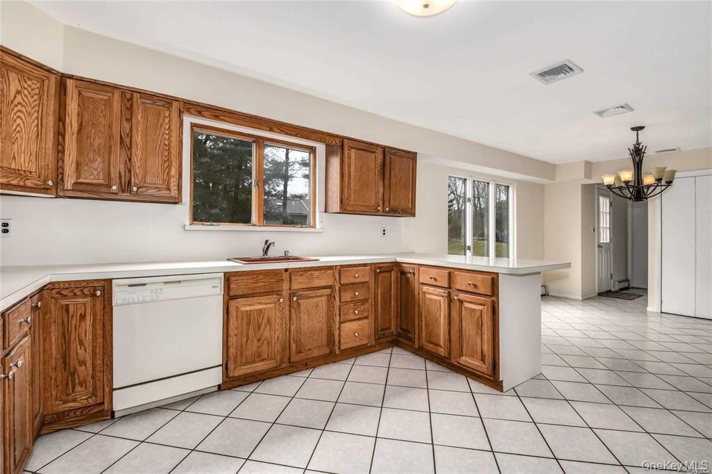 36 Bevin Road, Northport, NY 11768