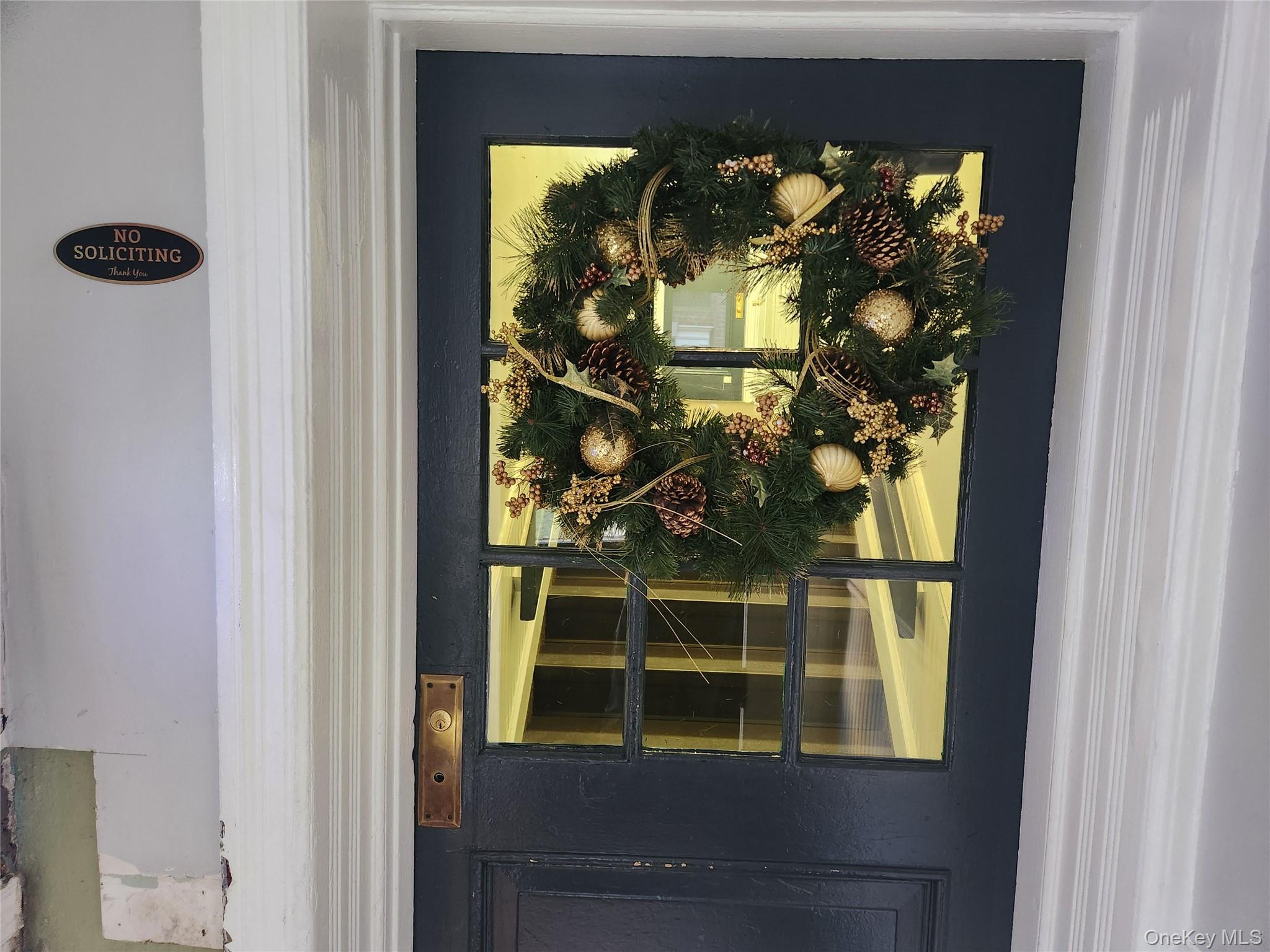 30 Cathedral Avenue # 6B, Hempstead, NY 11550