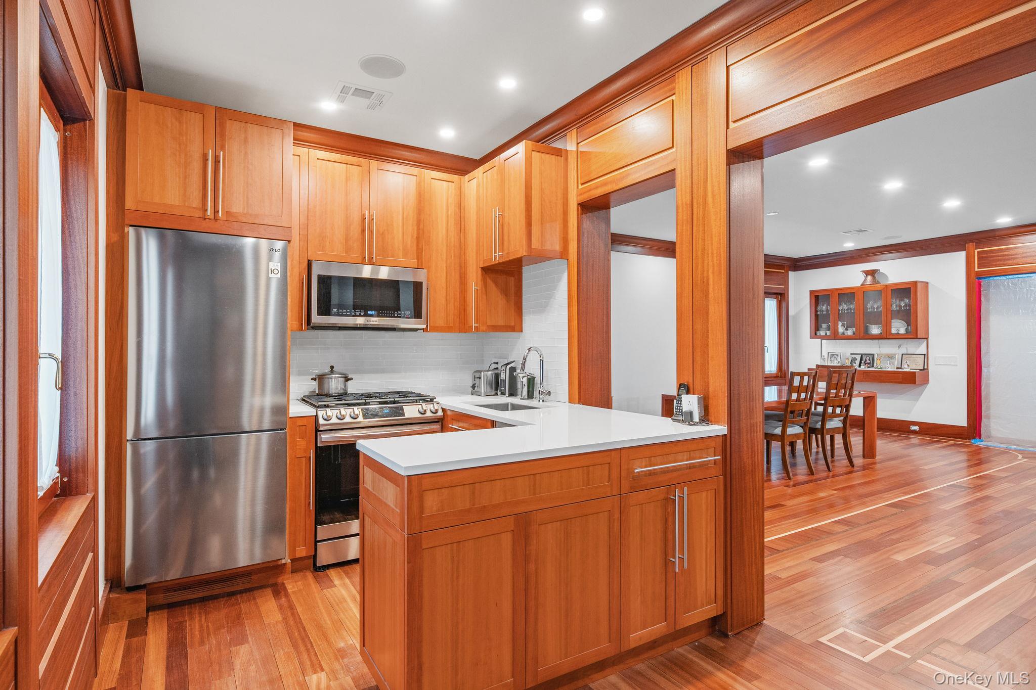 181 Walnut Street, Lynbrook, NY 11563