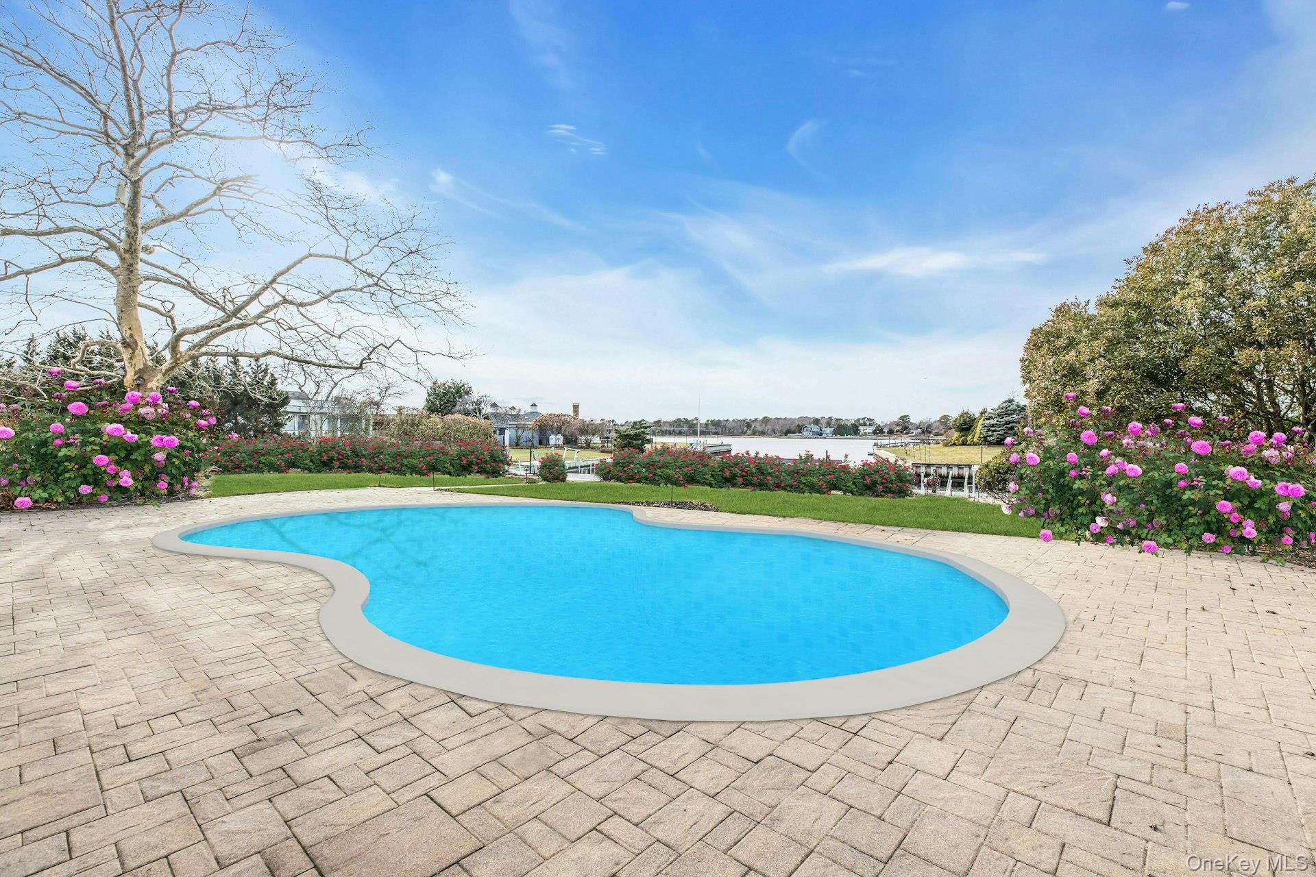 26 Oak Lane, Hampton Bays, NY 11946