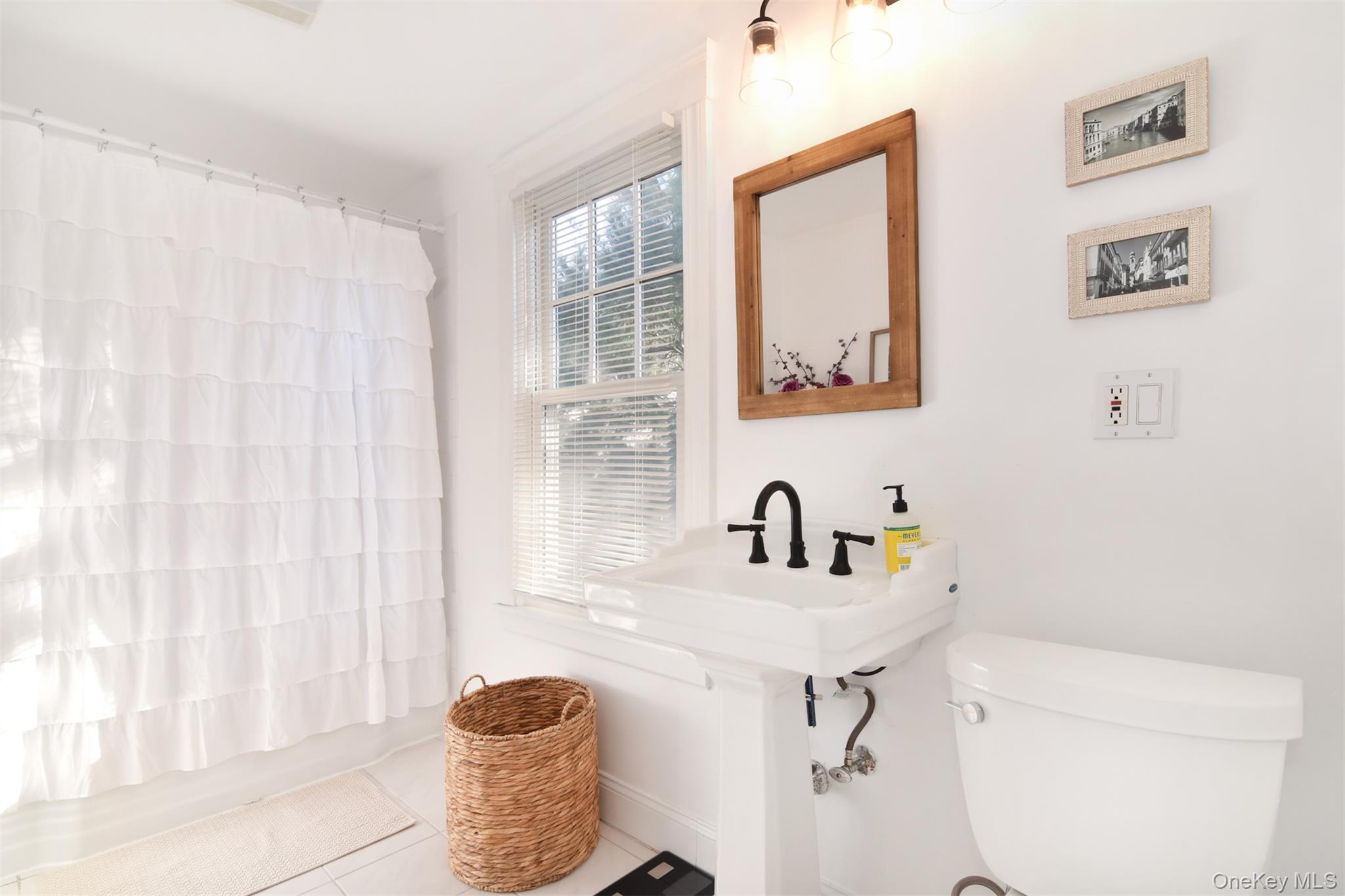 8 Washington Place, Tarrytown, NY 10591