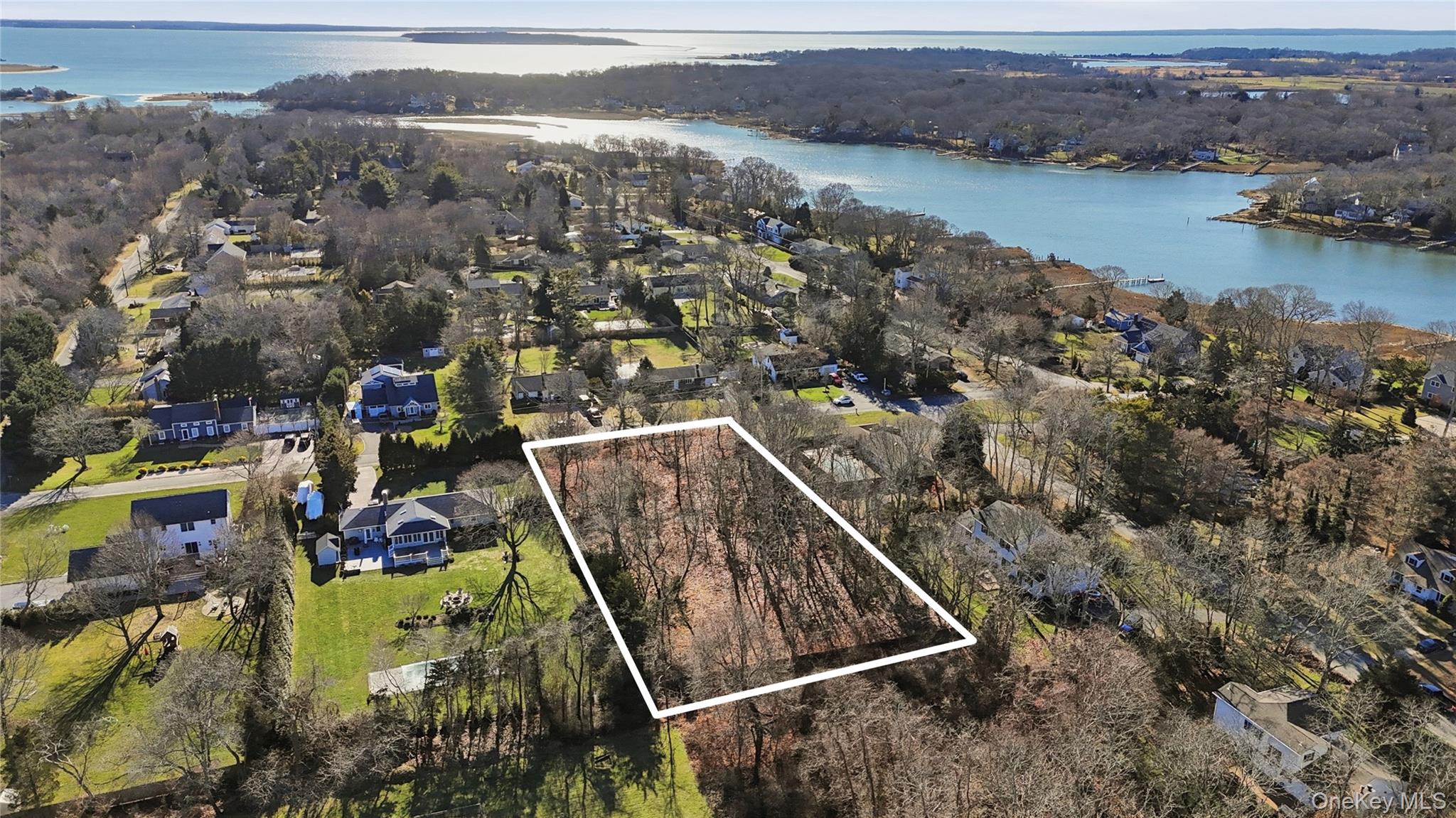 375 Moose Trail, Cutchogue, NY 11935