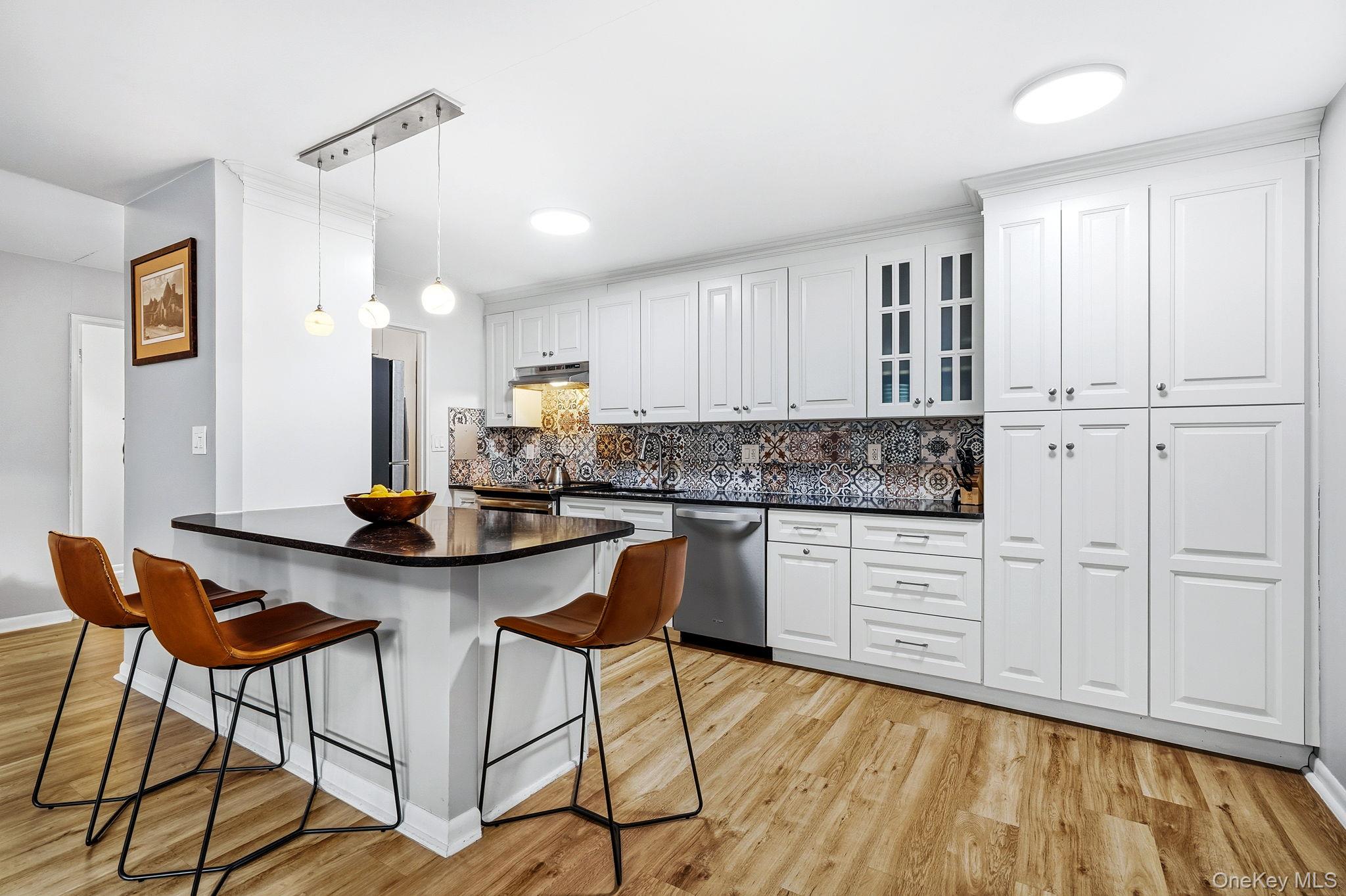 100 High Point Drive # 306, Hartsdale, NY 10530