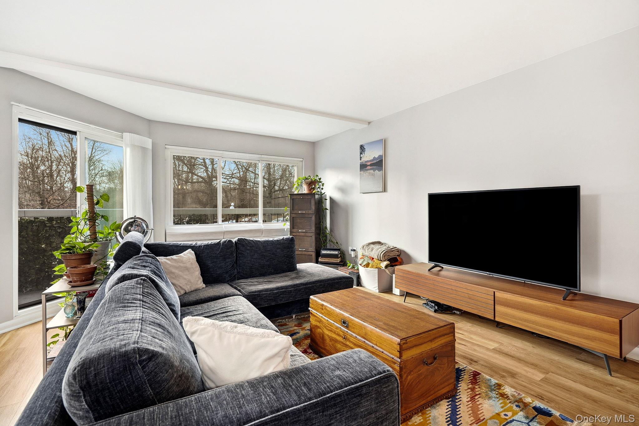 100 High Point Drive # 306, Hartsdale, NY 10530