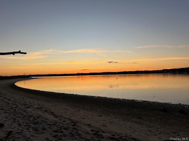 165 Springville Road # A, Hampton Bays, NY 11946