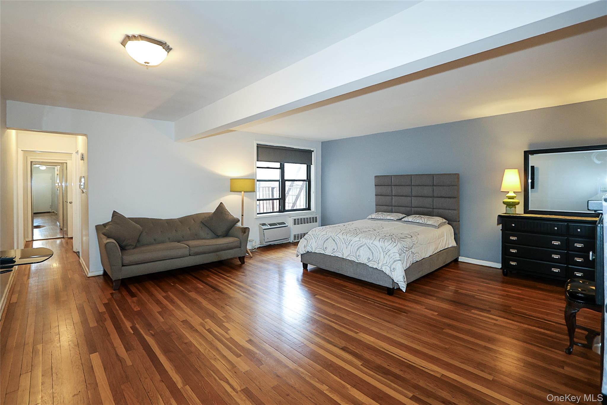 226-26 Union Turnpike # 2J, Oakland Gardens, NY 11364