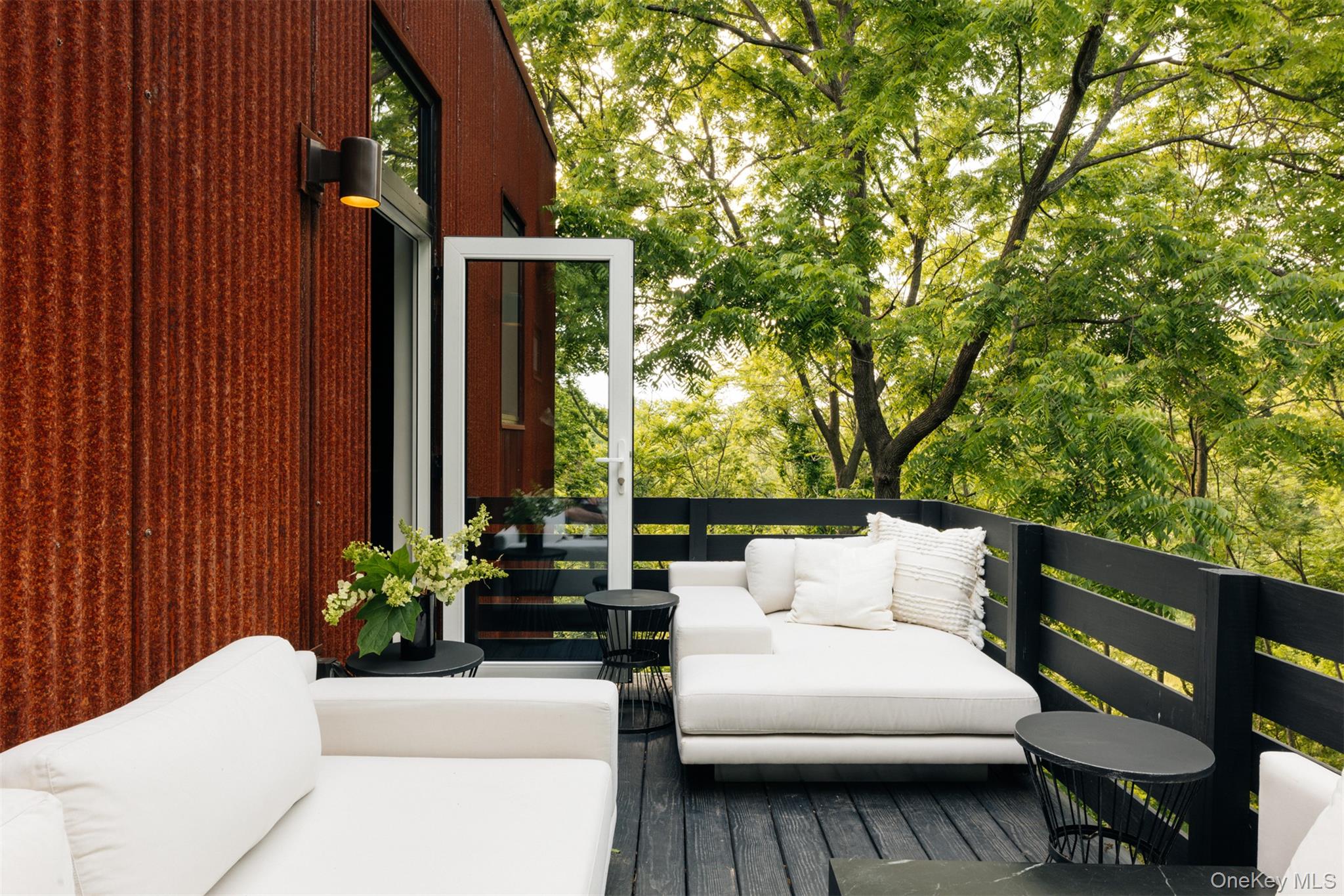 402 Washington Street, Hudson, NY 12534