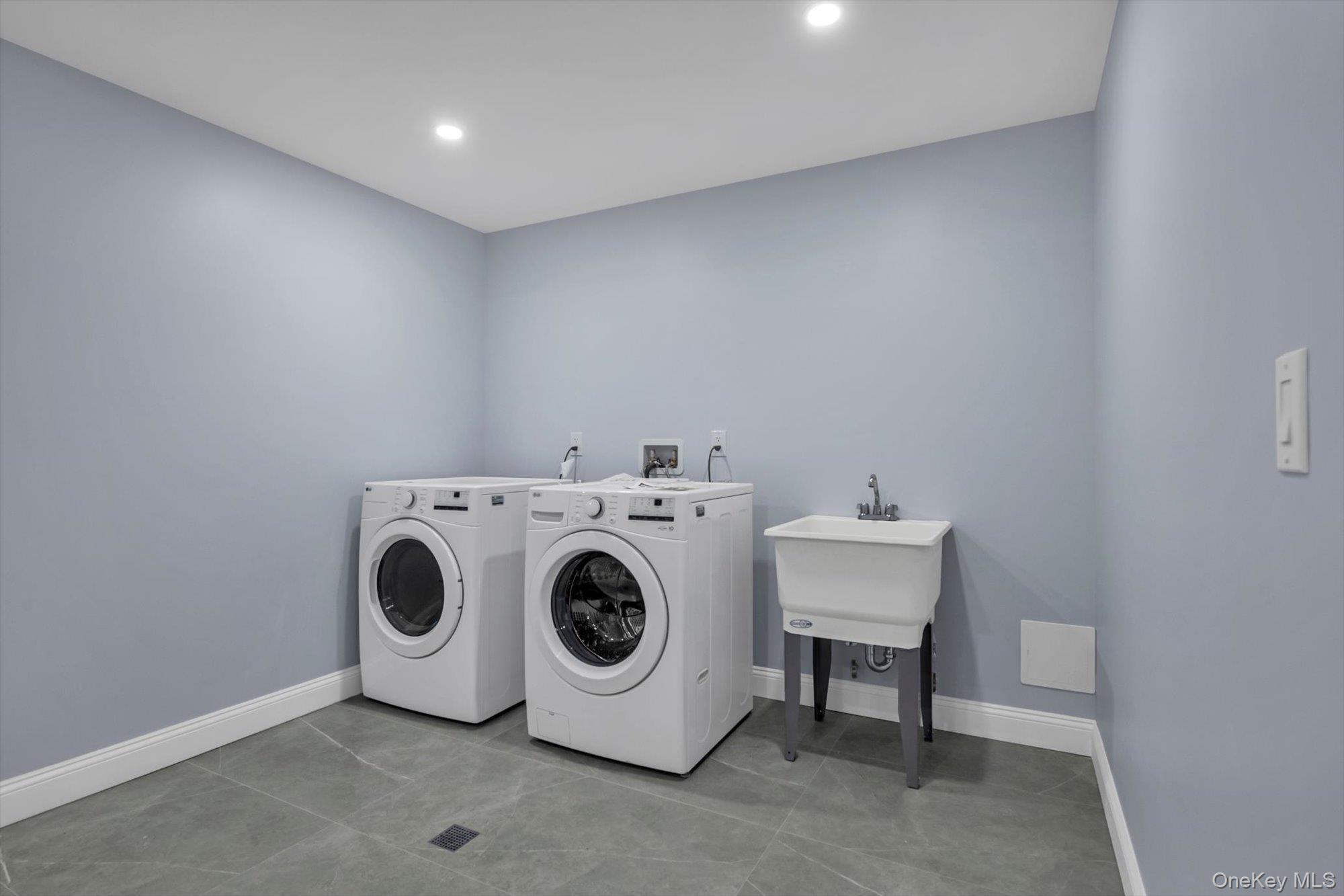 9214 88th Avenue, Woodhaven, NY 11421